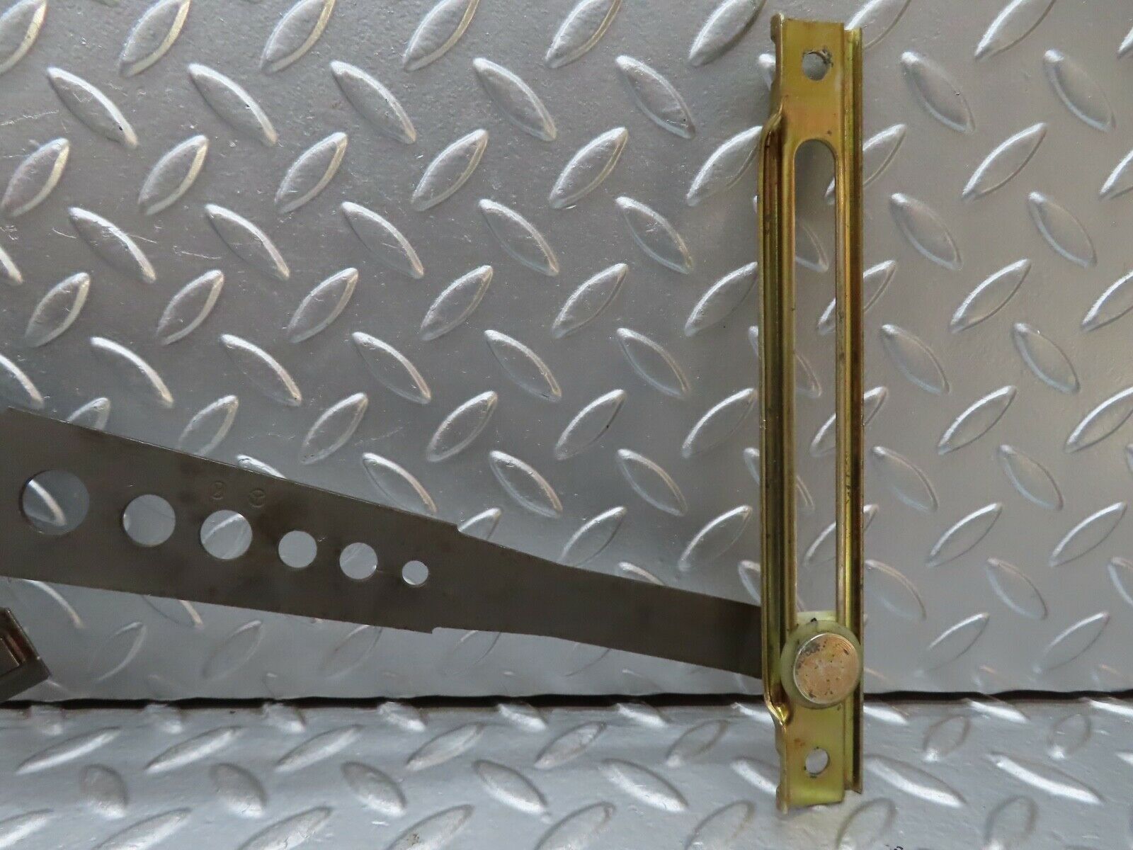 21205 Mercedes-Benz W123 230E Rear Right Manual Window Regulator