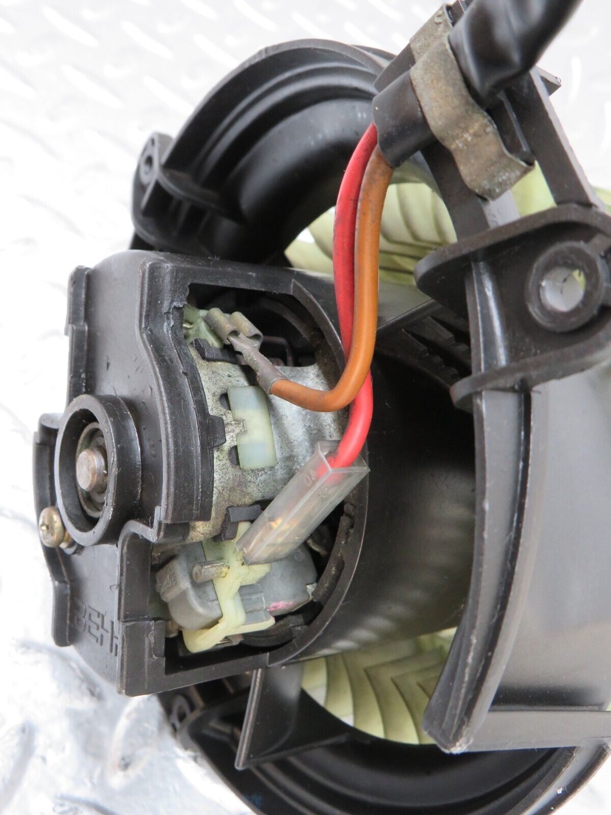 26005 Mercedes-Benz W124 280E Heater Blower Motor 0085450828