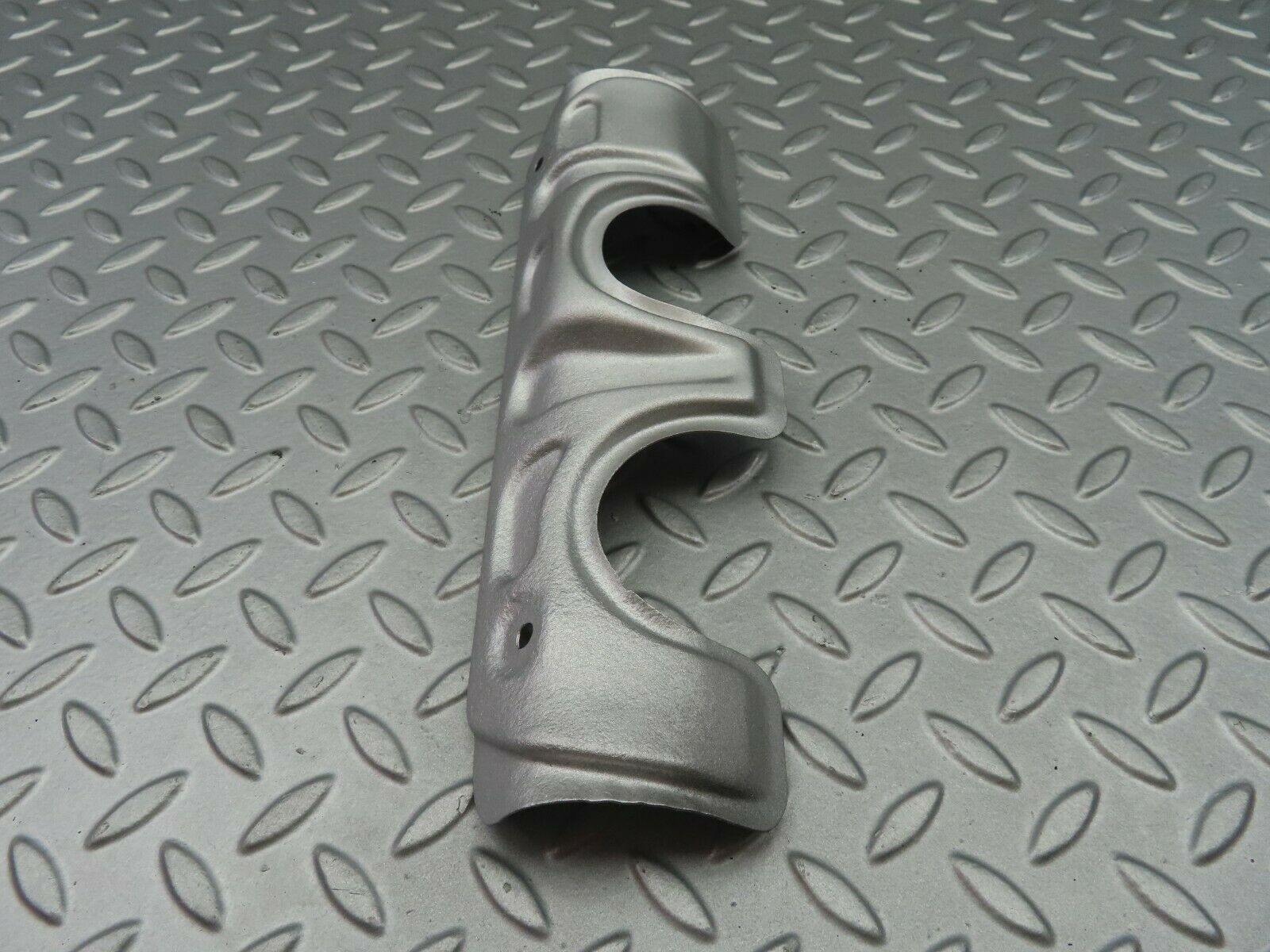 7071 Mercedes-Benz C107 350SLC Coupe Heat Plate For Exhaust Manifold