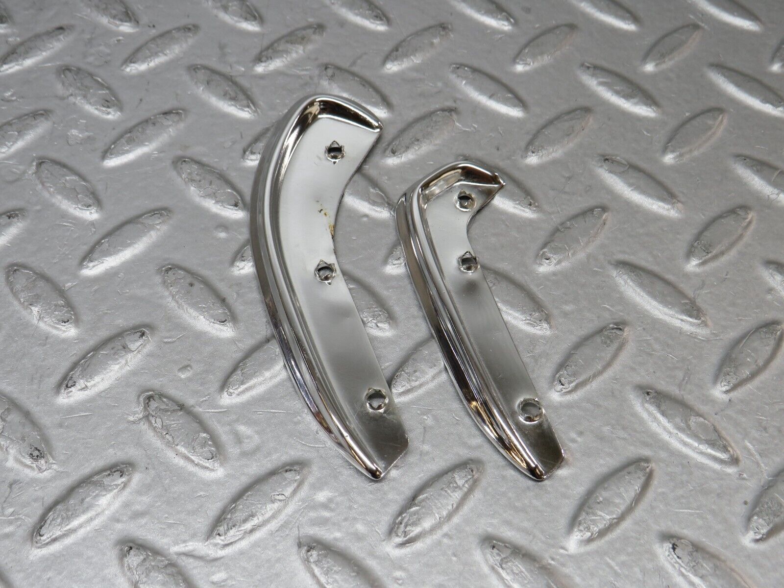 37300 Mercedes-Benz W109 300SEL Interior Door Handle Chrome Trim Pair Left