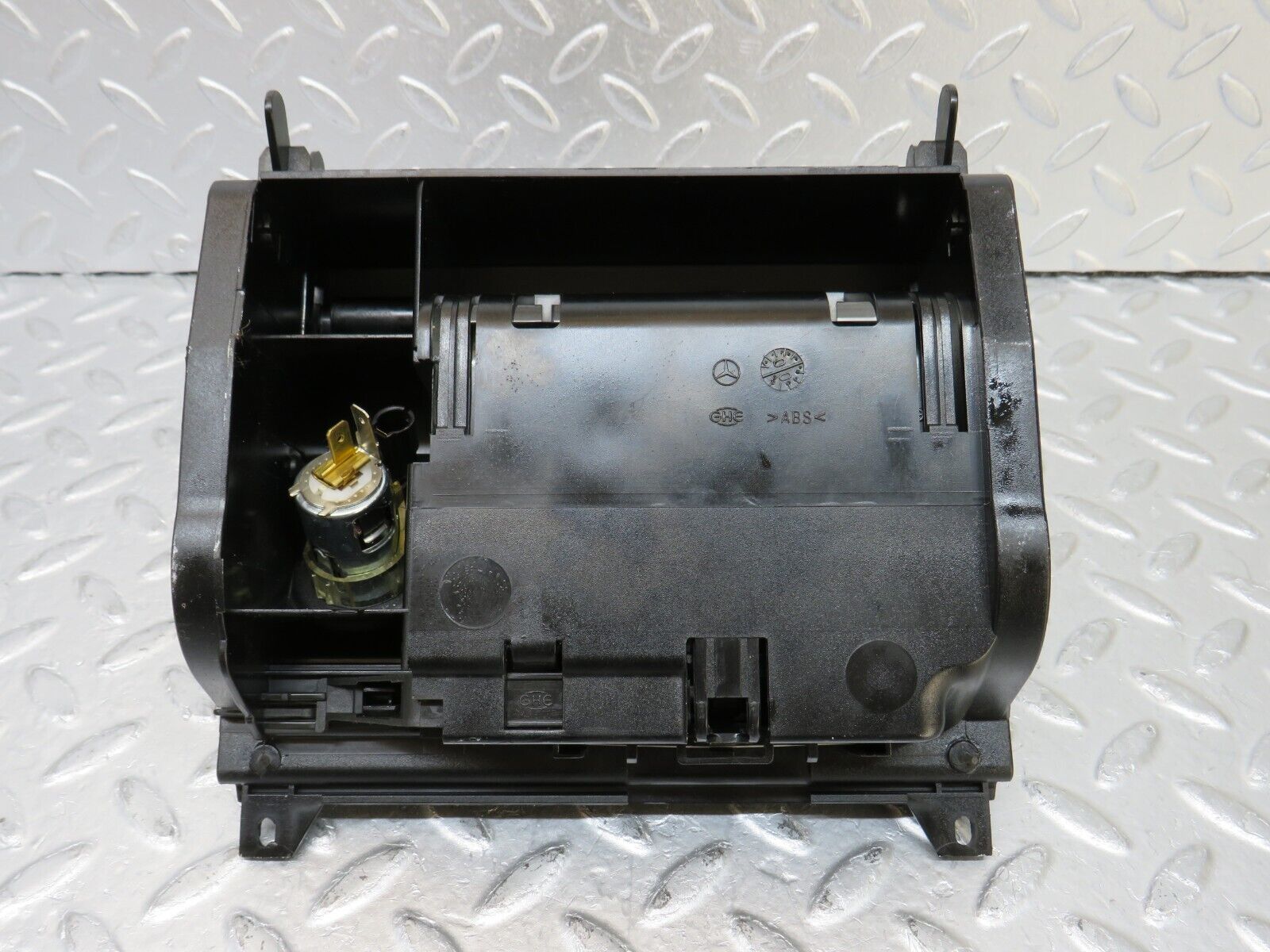 34933 Mercedes-Benz W210 320E Centre Console Ashtray Wood Finish