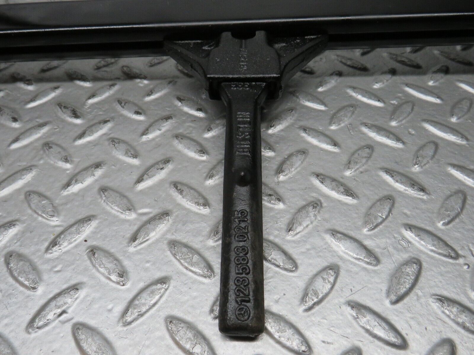 28861 Mercedes-Benz W123 230E Car Jack Bilstein 1235830215