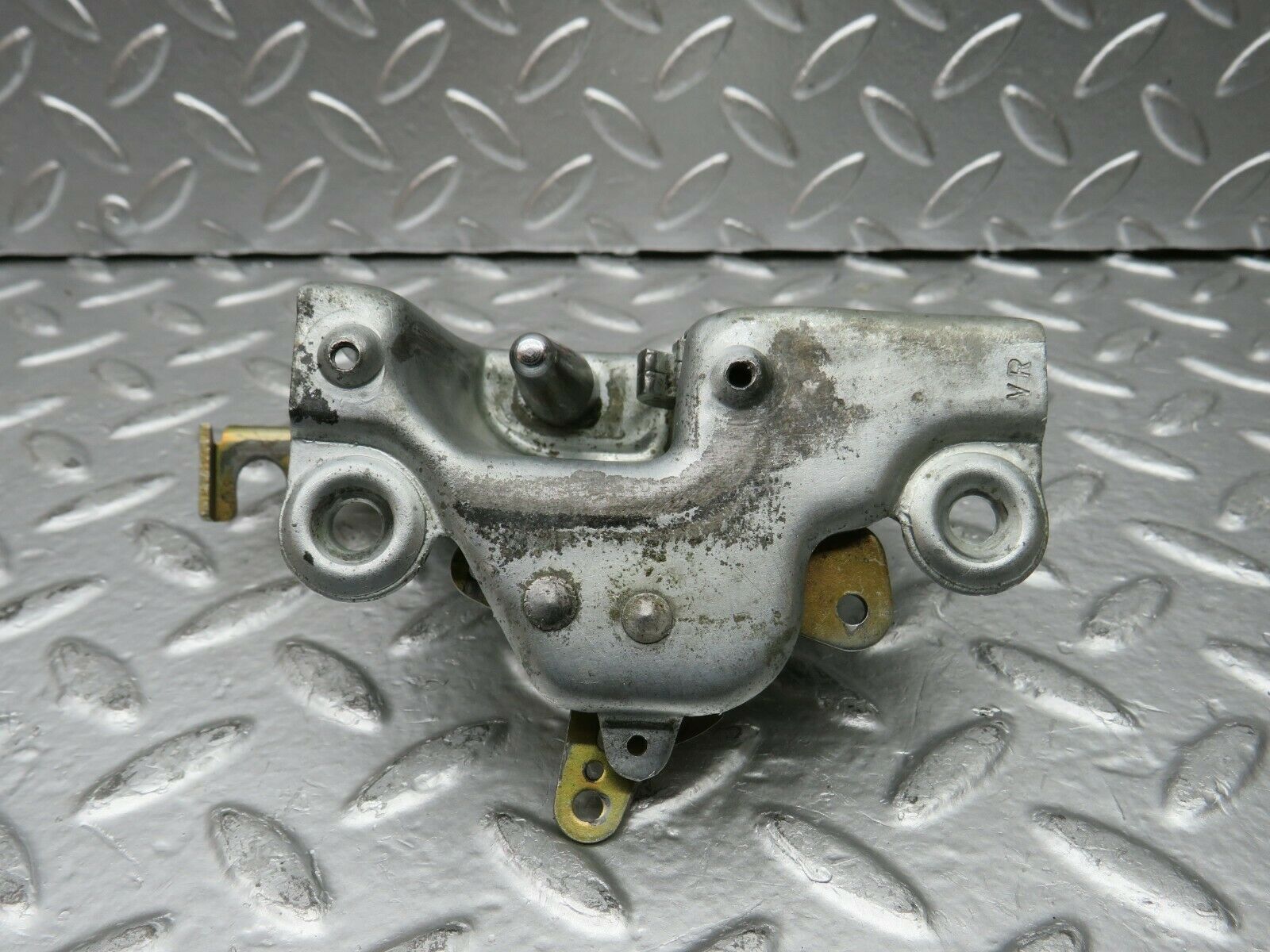 22703 Mercedes-Benz C107 450SLC Coupe Right Door Lock Mechanism