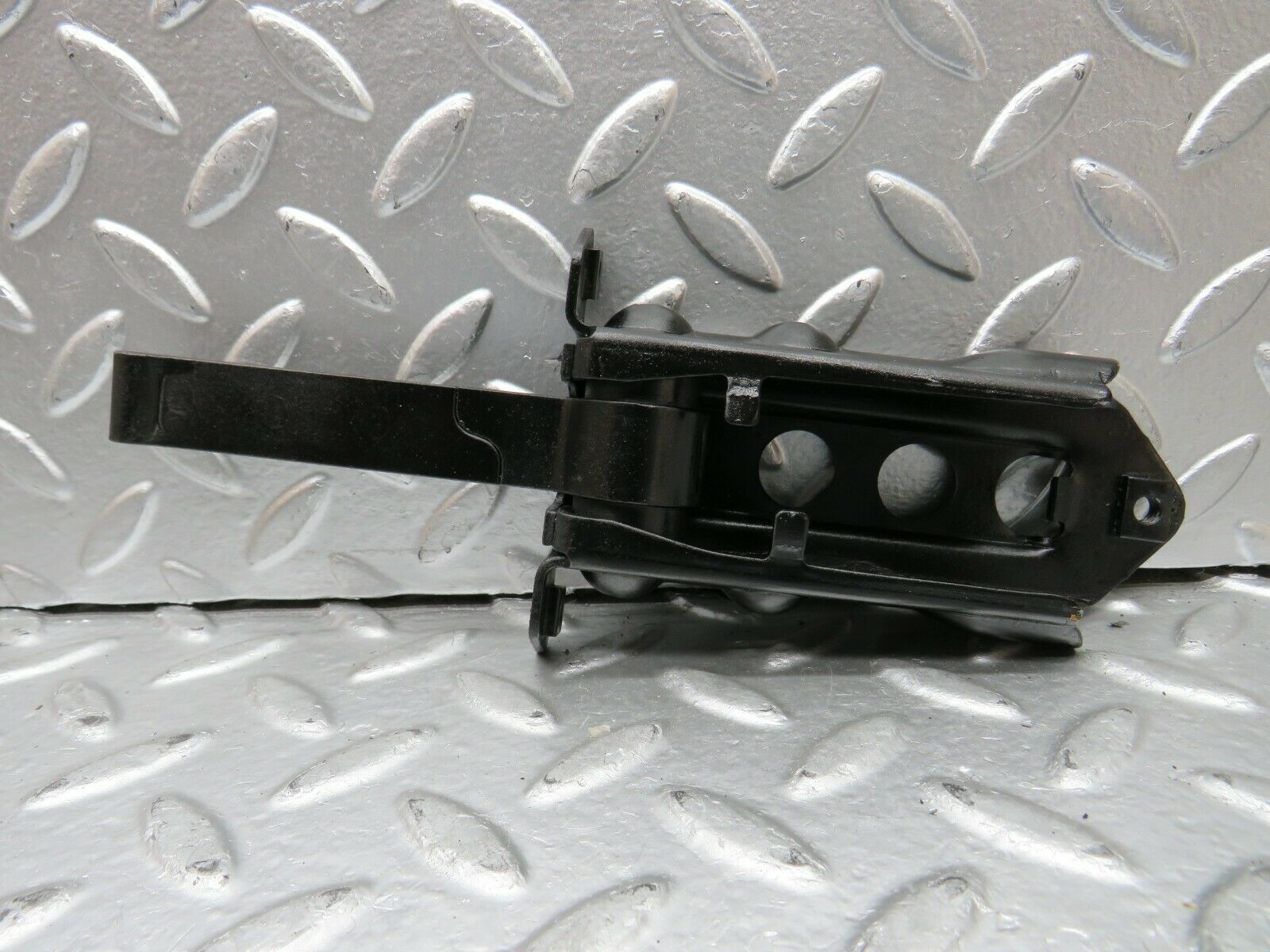 24191 Mercedes-Benz S124 220TE Wagon Door Safety Check Strap