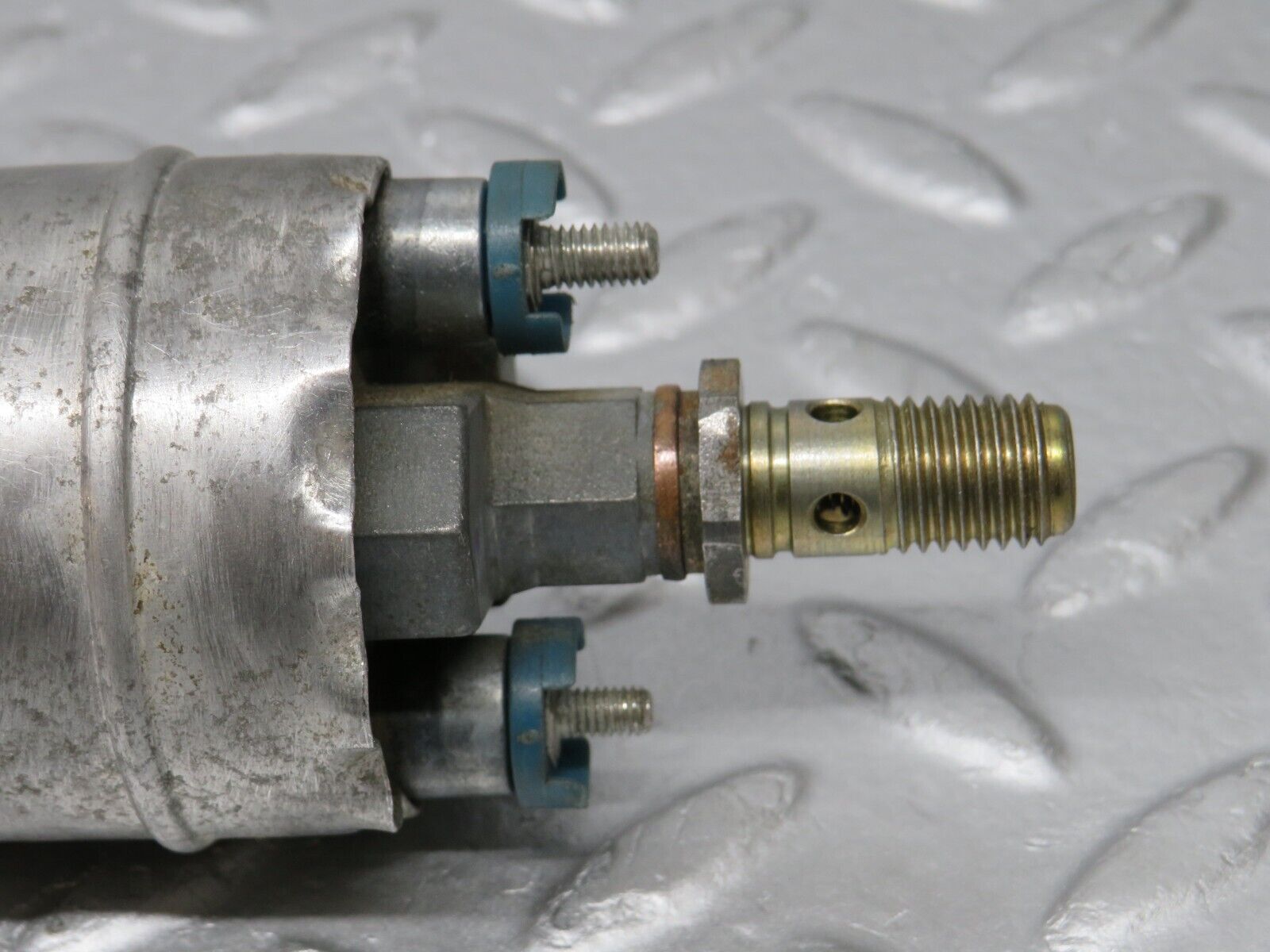 38585 Mercedes-Benz R129 280SL Coupe Fuel Pump Bosch 0580254950