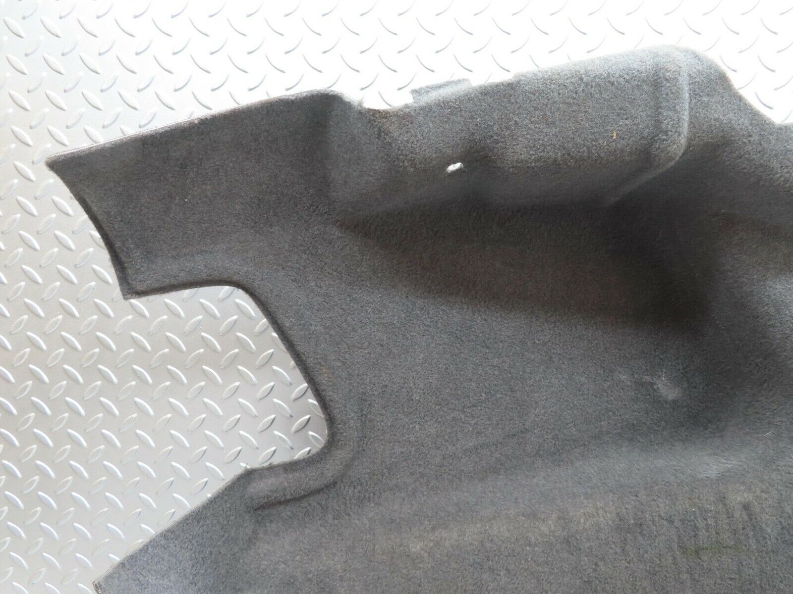 16483 Mercedes-Benz W124 260E Trunk Panel Cover Left 1246901026