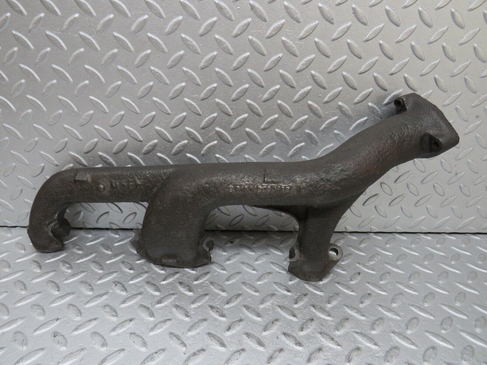 35928 Mercedes-Benz 240D OM616.912 Exhaust Manifold 6151420601