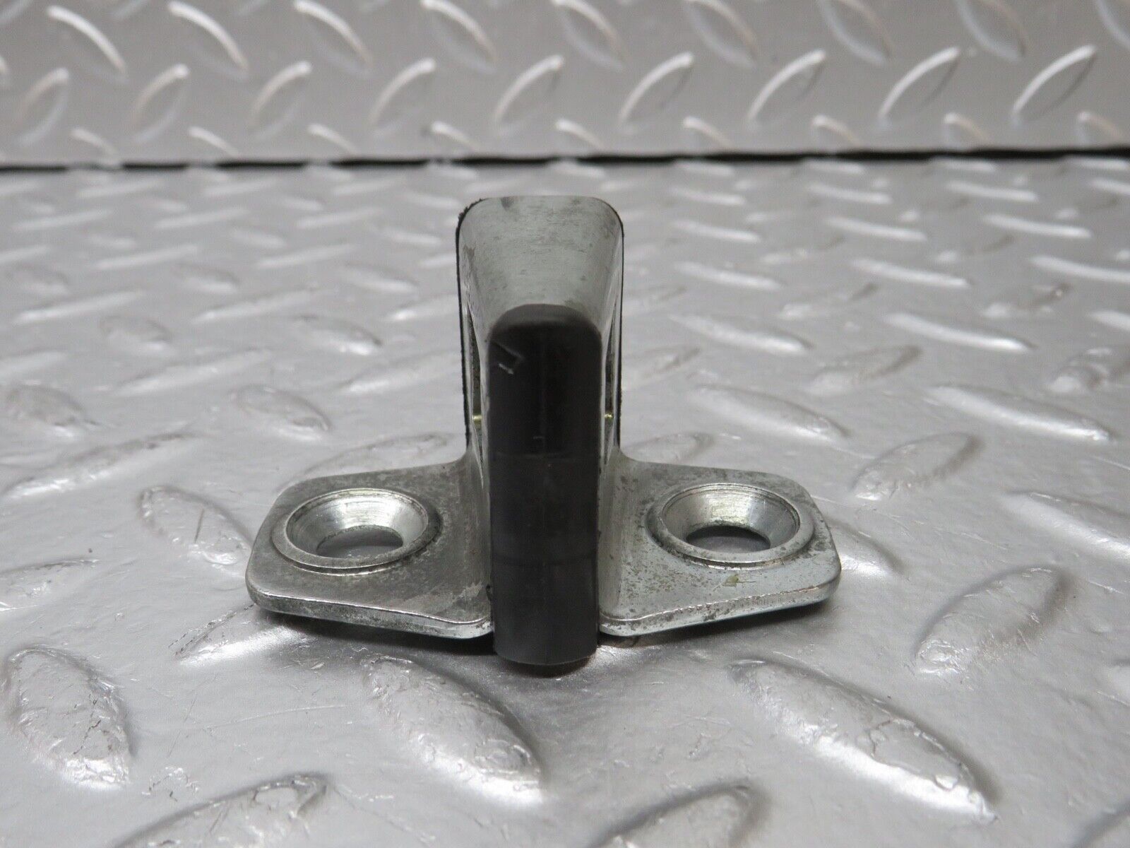 30477 Mercedes-Benz W124 230E Door Lock Latch