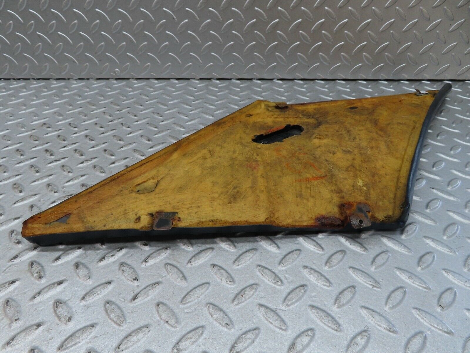 17516 Mercedes-Benz W116 450SEL C Pillar Cover Trim Right Side Blue