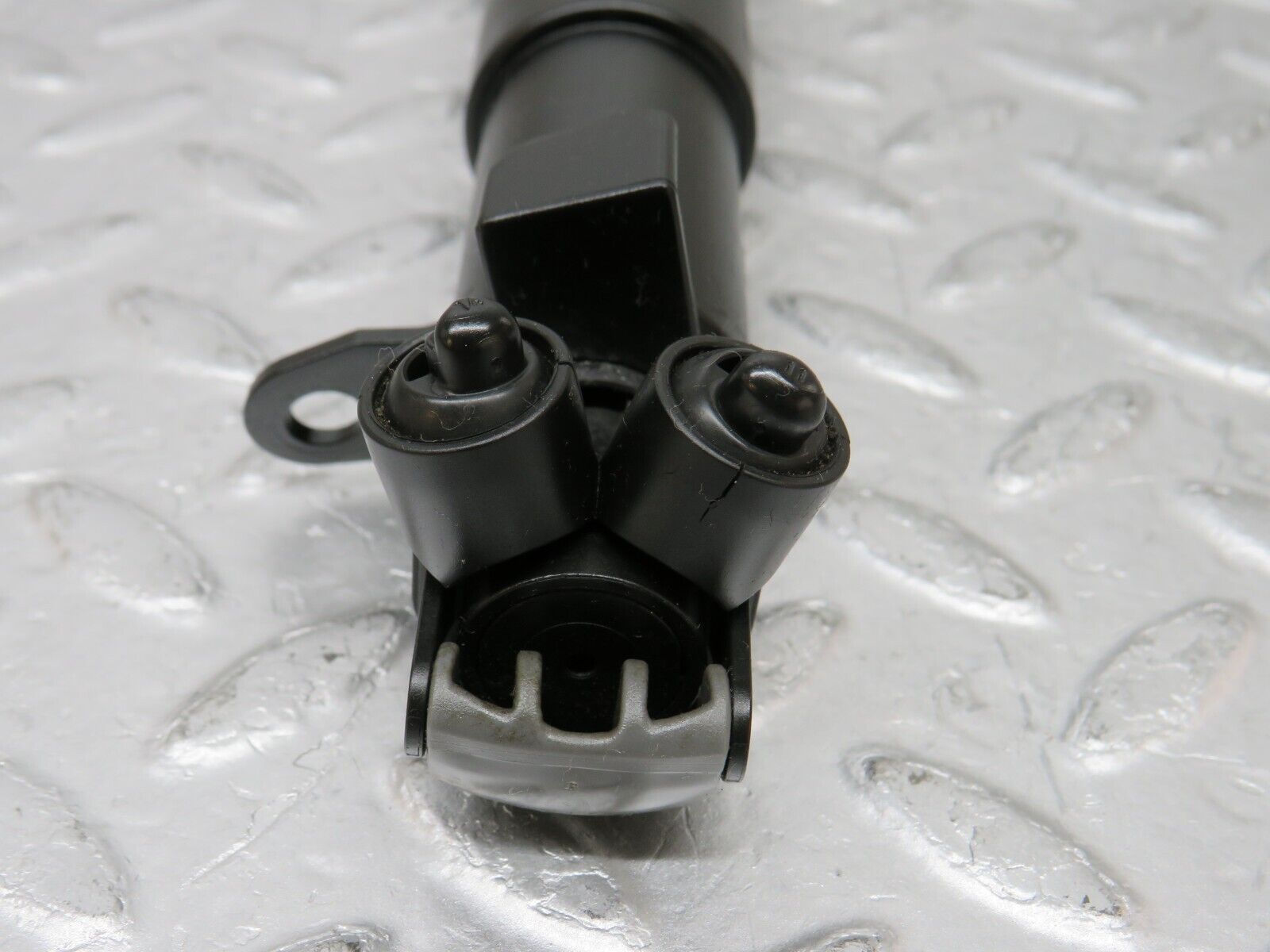 34746 Mercedes-Benz W210 320E Headlight Washer Pump & Nozzle Right 2108601647