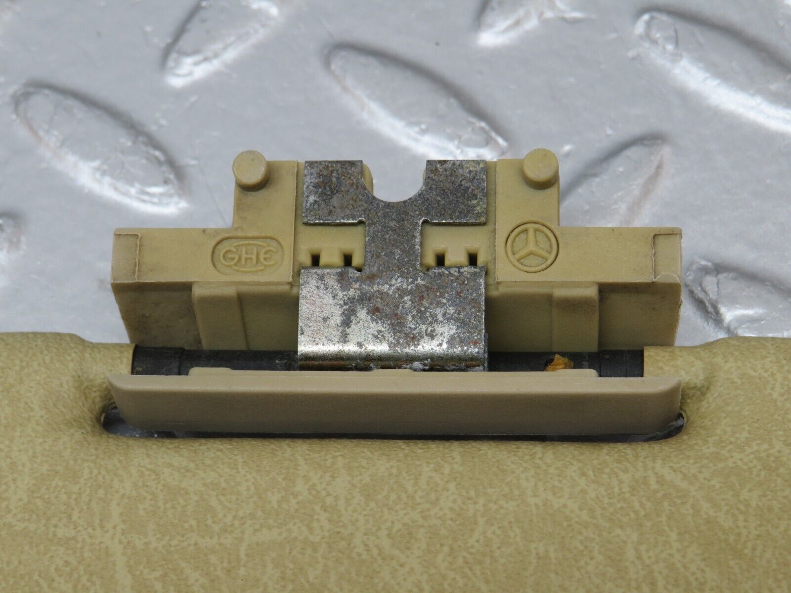 34338 Mercedes-Benz C126 380SEC Coupe Sun Visor Middle