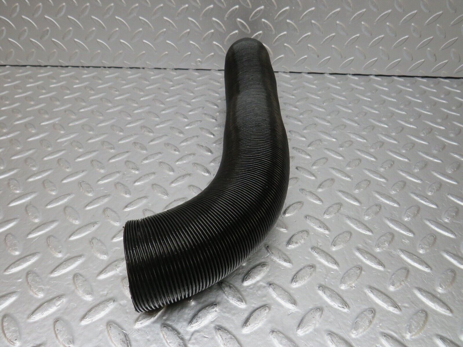 0867 Mercedes-Benz C107 350SLC Coupe Dash Air Vent Pipe Left Side