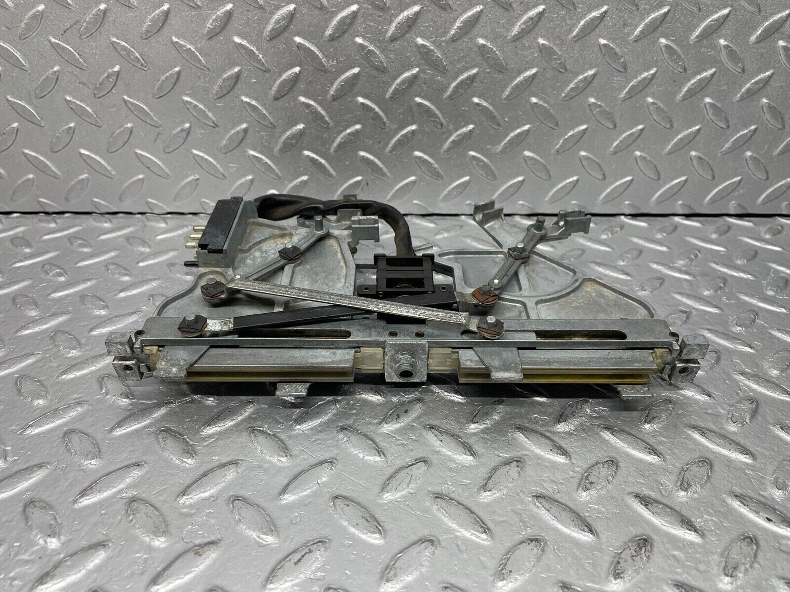 7875 Mercedes-Benz W115 220D Heater Control Switch 1158300485