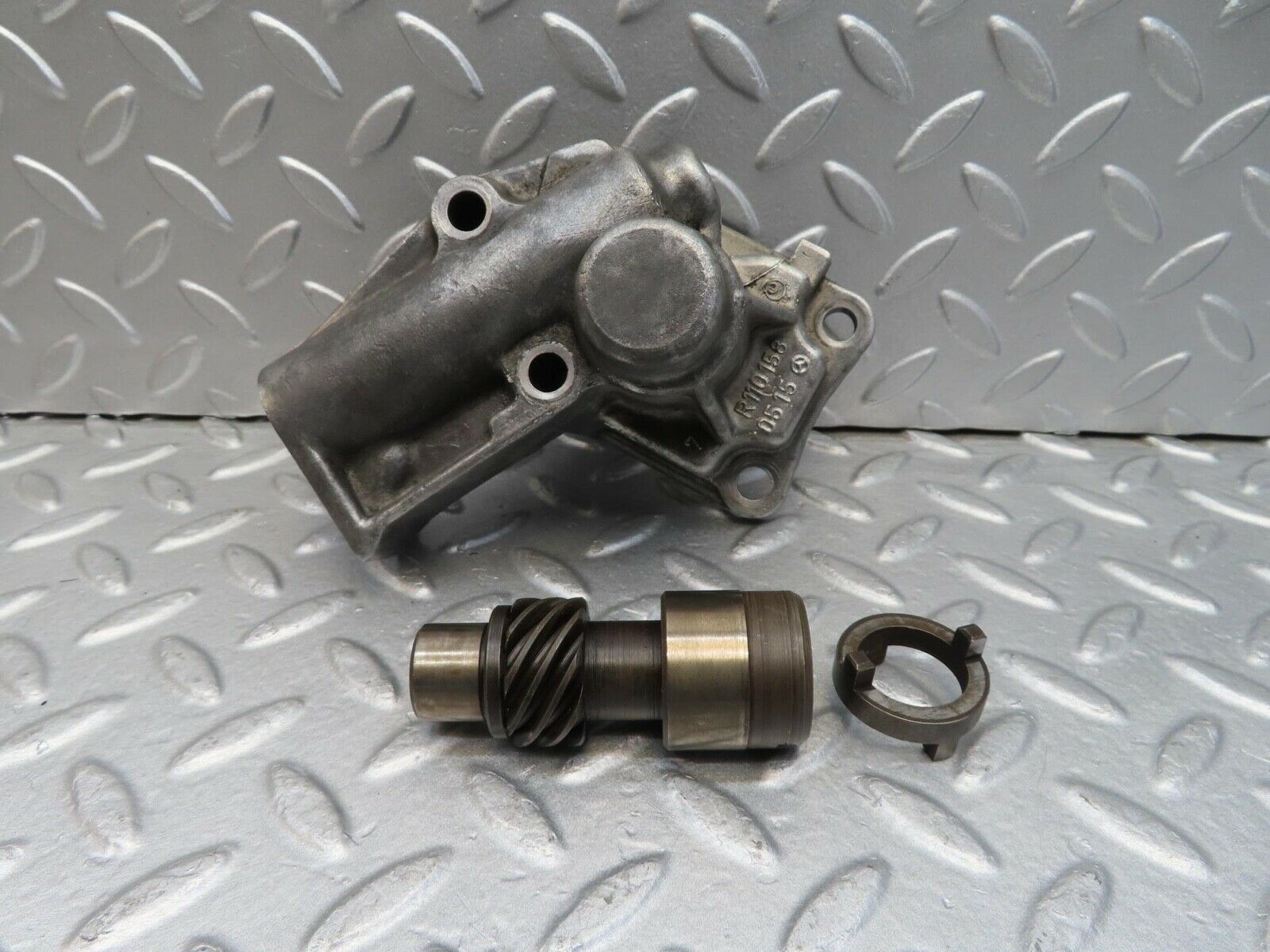 16030 Mercedes-Benz W123 280E Ignition Distributor Housing 1101580515