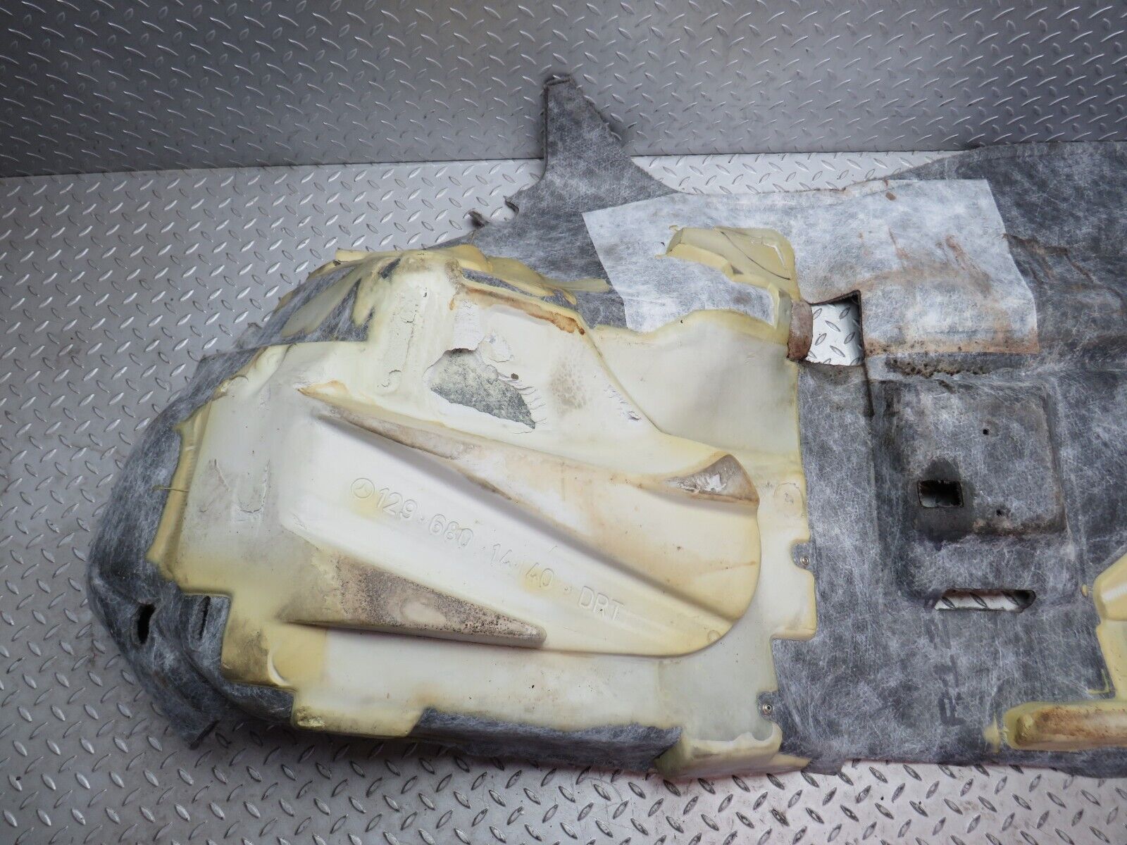 39537 Mercedes-Benz R129 320SL Coupe Front Right Floor Carpet Grey 1296801440