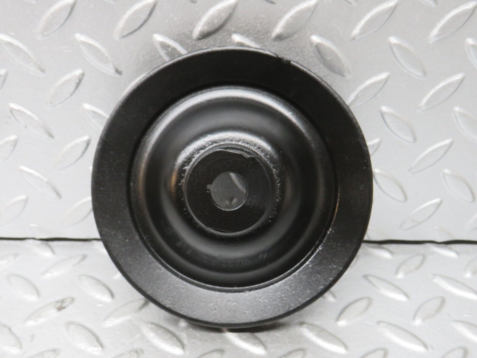 32906 Mercedes-Benz W123 300D Power Steering Pump Pulley 6154660315