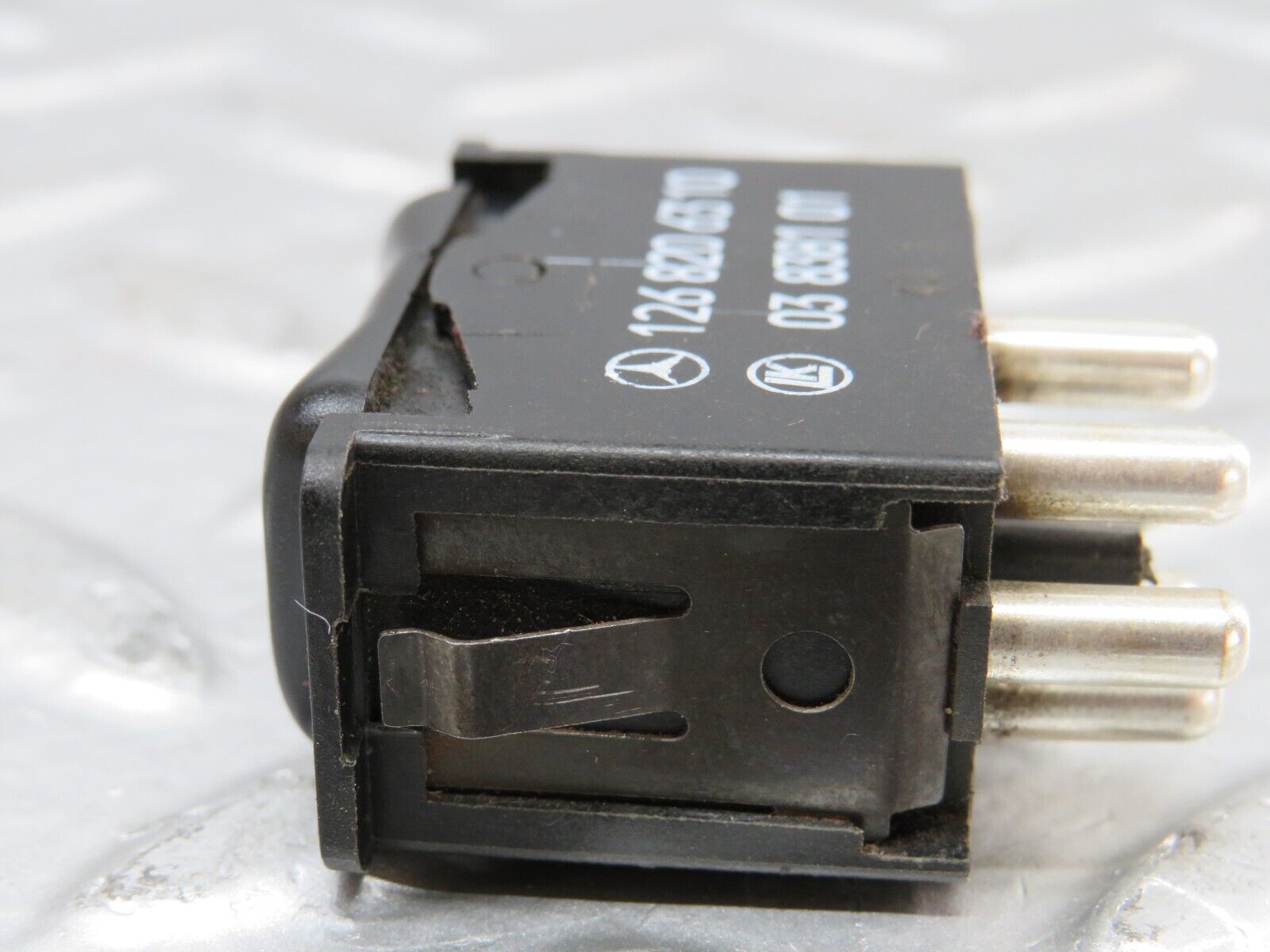 25346 Mercedes-Benz W201 190D Rear Electric Window Switch 1268206310