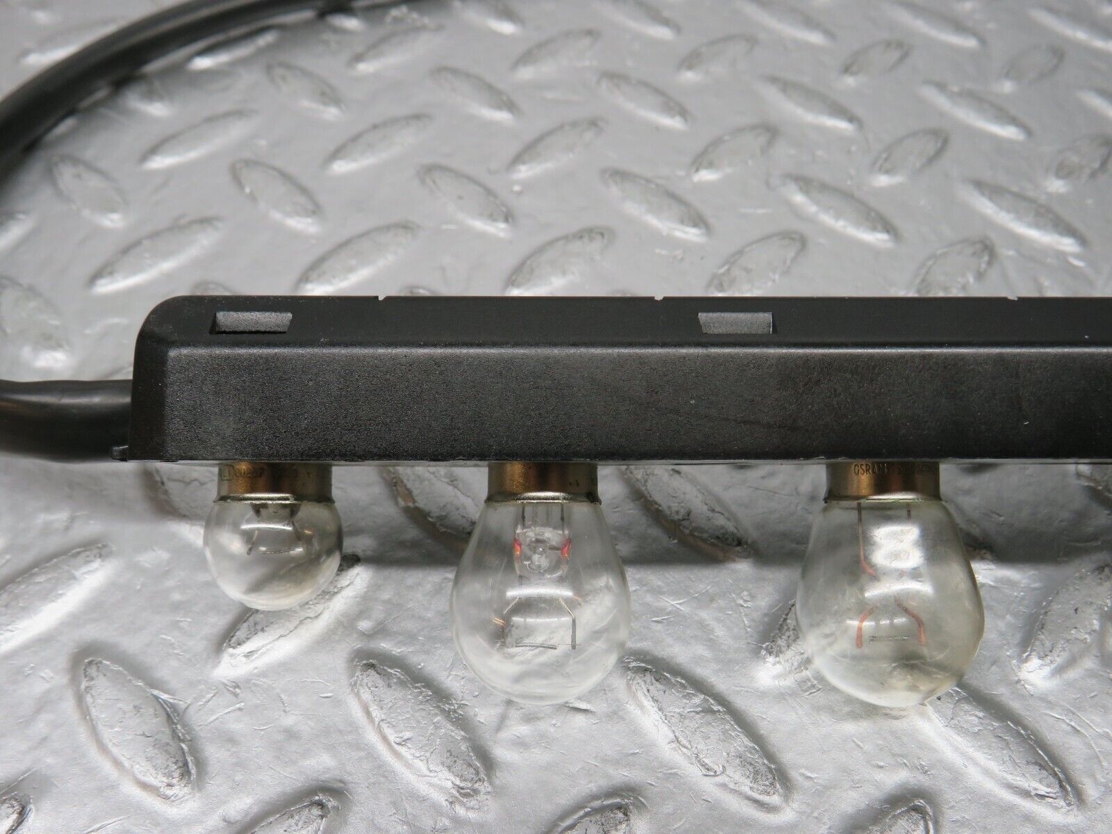 32566 Mercedes-Benz S124 300TE Wagon Tail Light Bulb Holder