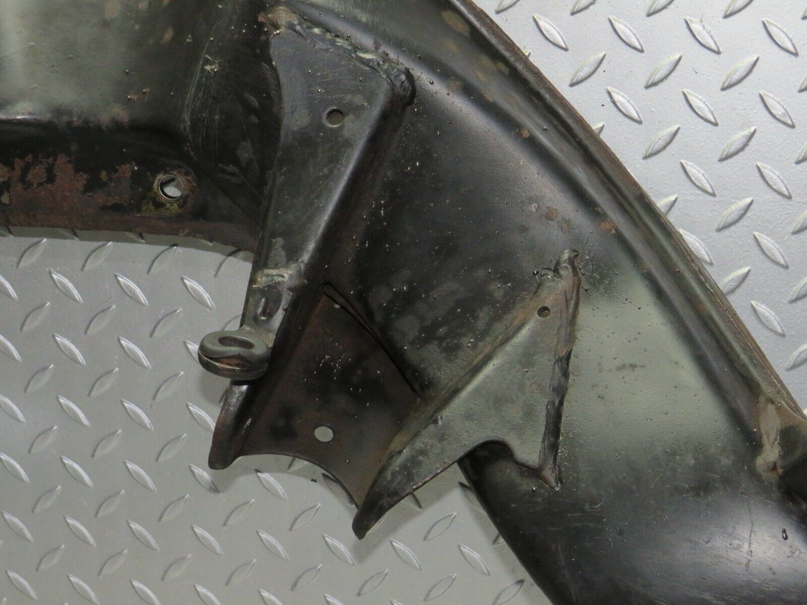 5523 Mercedes-Benz W114 280CE Coupe Rear Subframe Axle Carrier