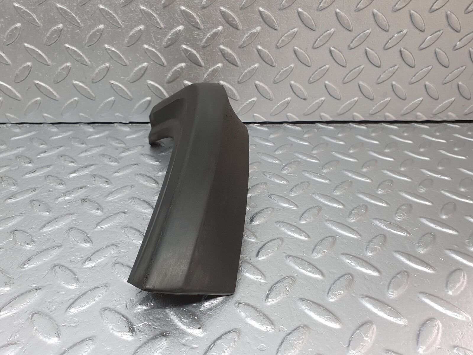 41551 Mercedes-Benz W124 200E Fender Wing Lower Moulding Trim Left Side 1248840131