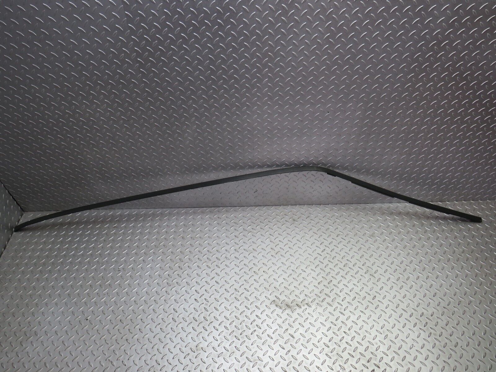 29215 Mercedes-Benz W124 230E Roof Chrome Trim Right Side 1246900497