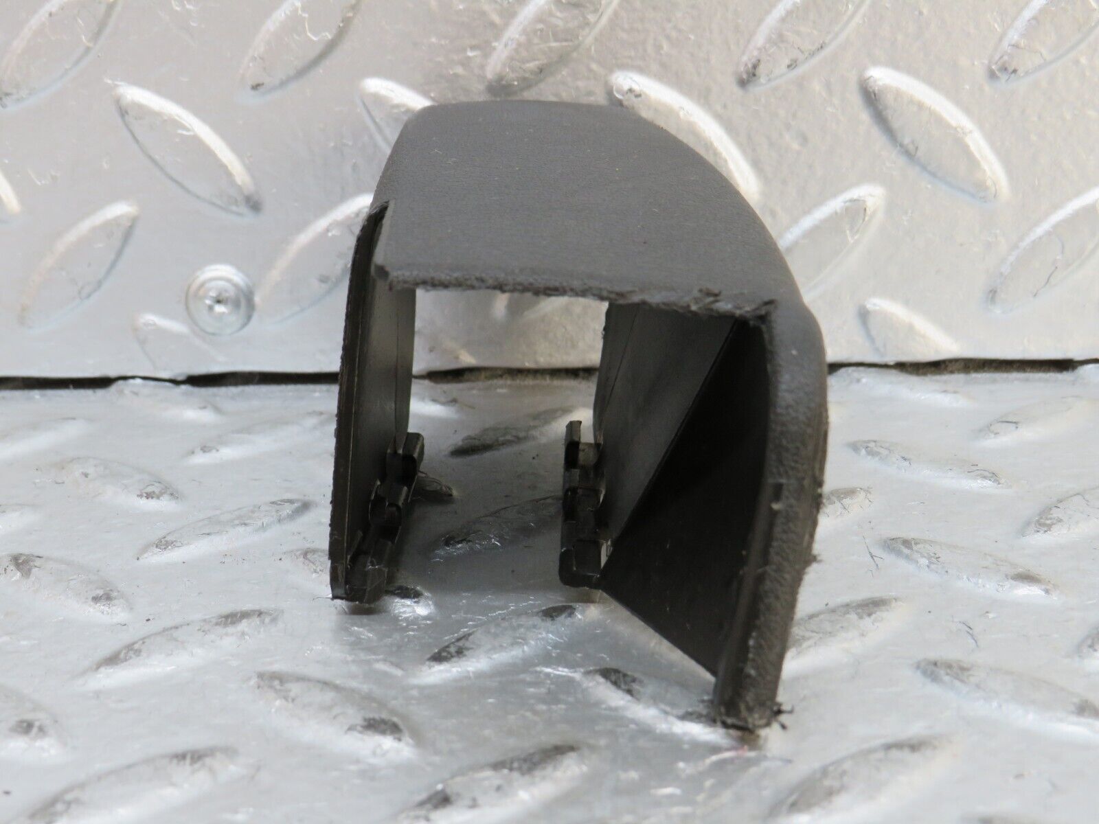 28329 Mercedes-Benz S123 240D Wagon Front Seat Trim Black 1239193520