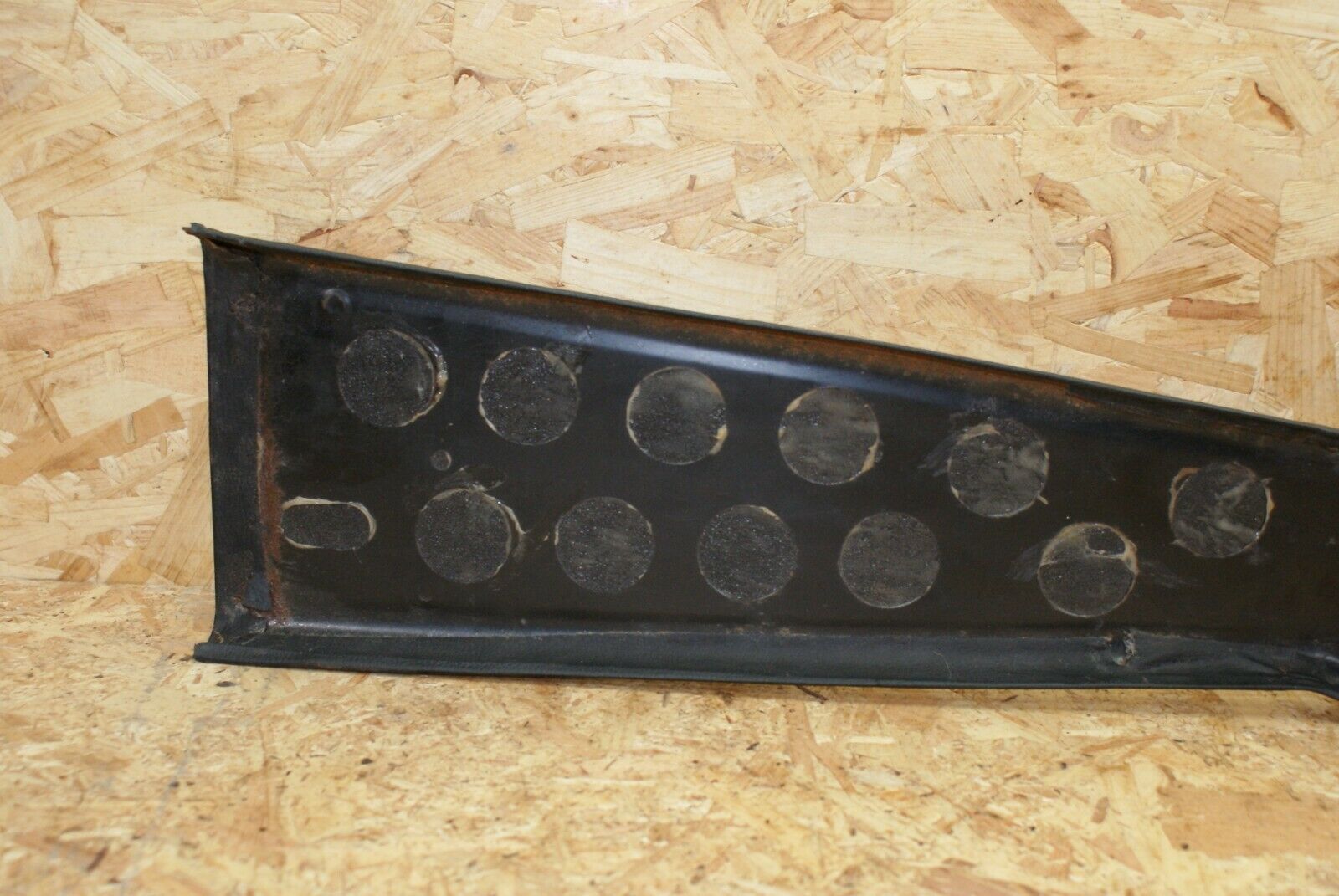 2286 Mercedes-Benz W123 280E B Pillar Trim Panel Right Side Black
