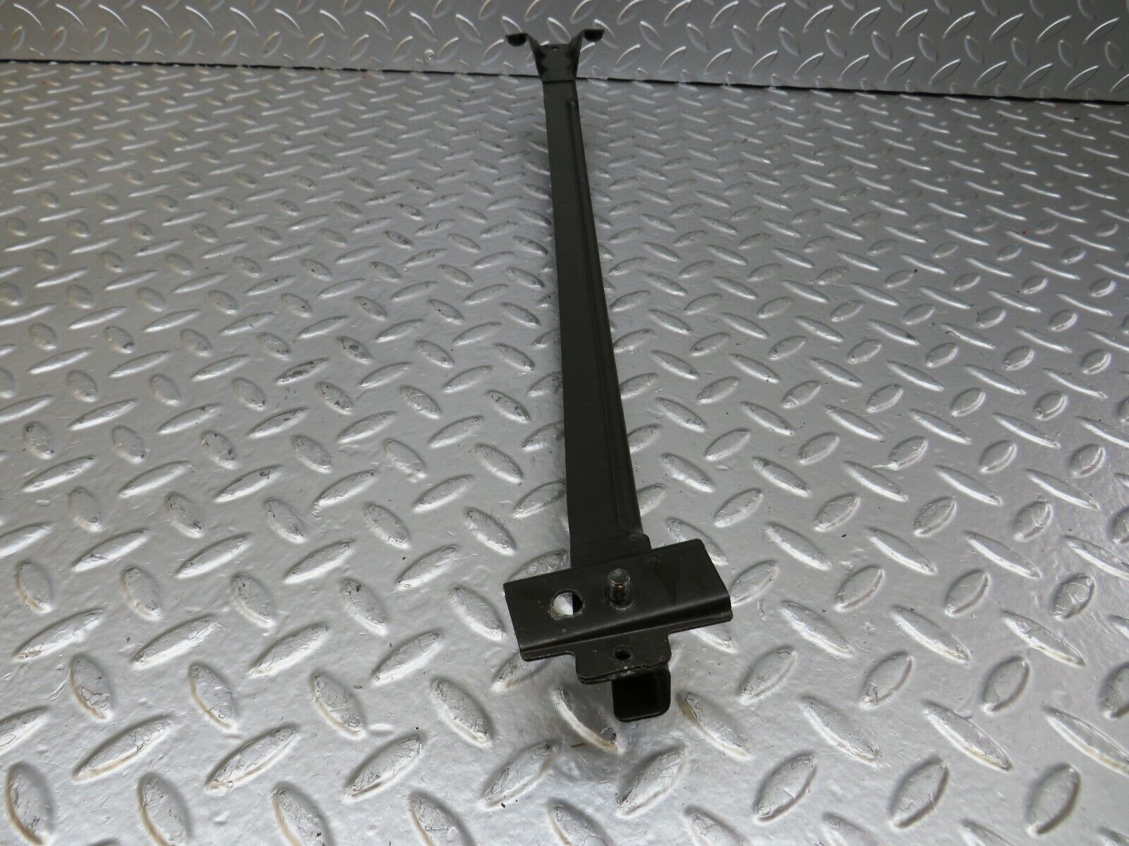 24757 Mercedes-Benz W140 S320 Front Right Door Window Channel