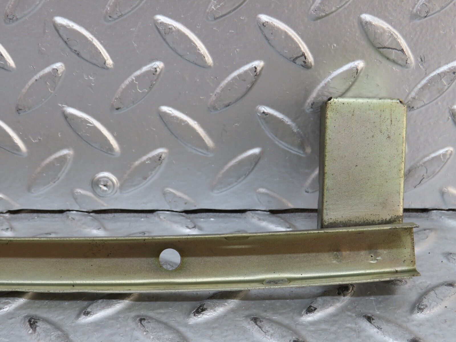 28275 Mercedes-Benz S123 240D Wagon Rear Right Window Channel