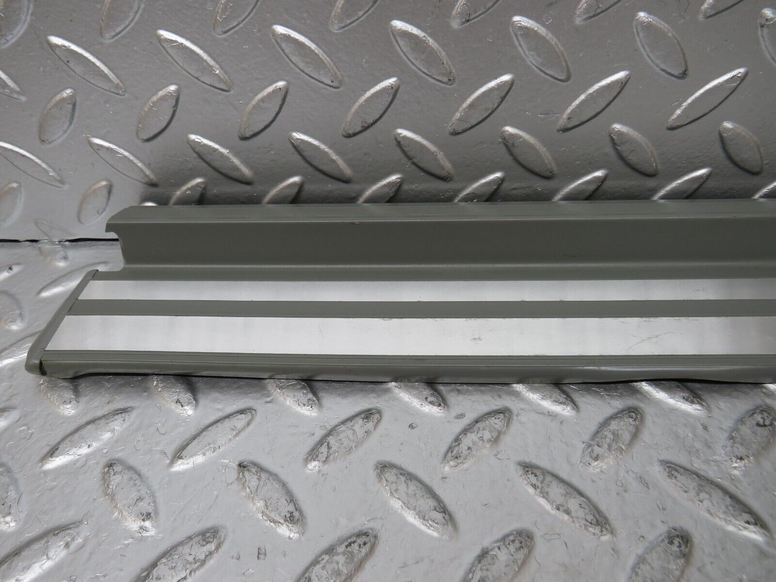 25868 Mercedes-Benz W124 280E Rear Left Door Sill Trim