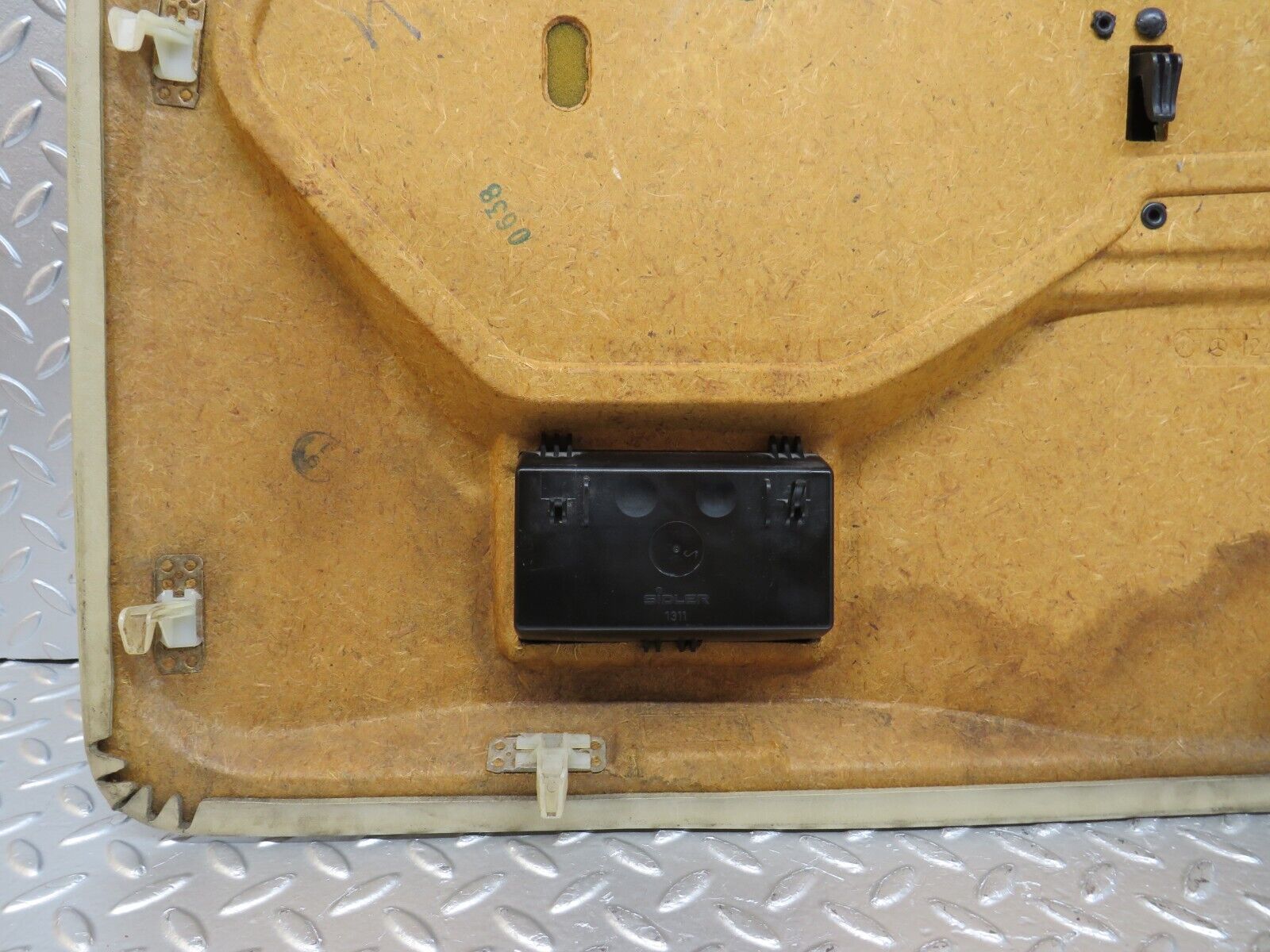 33924 Mercedes-Benz W124 260E Rear Left Door Card 1247370170