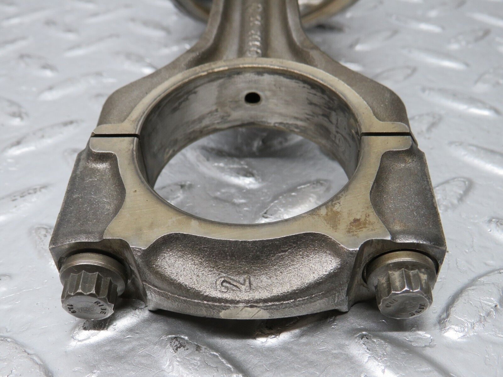 32710 Mercedes-Benz S124 300TE Wagon Piston With Connecting Rod 88.475mm 10205