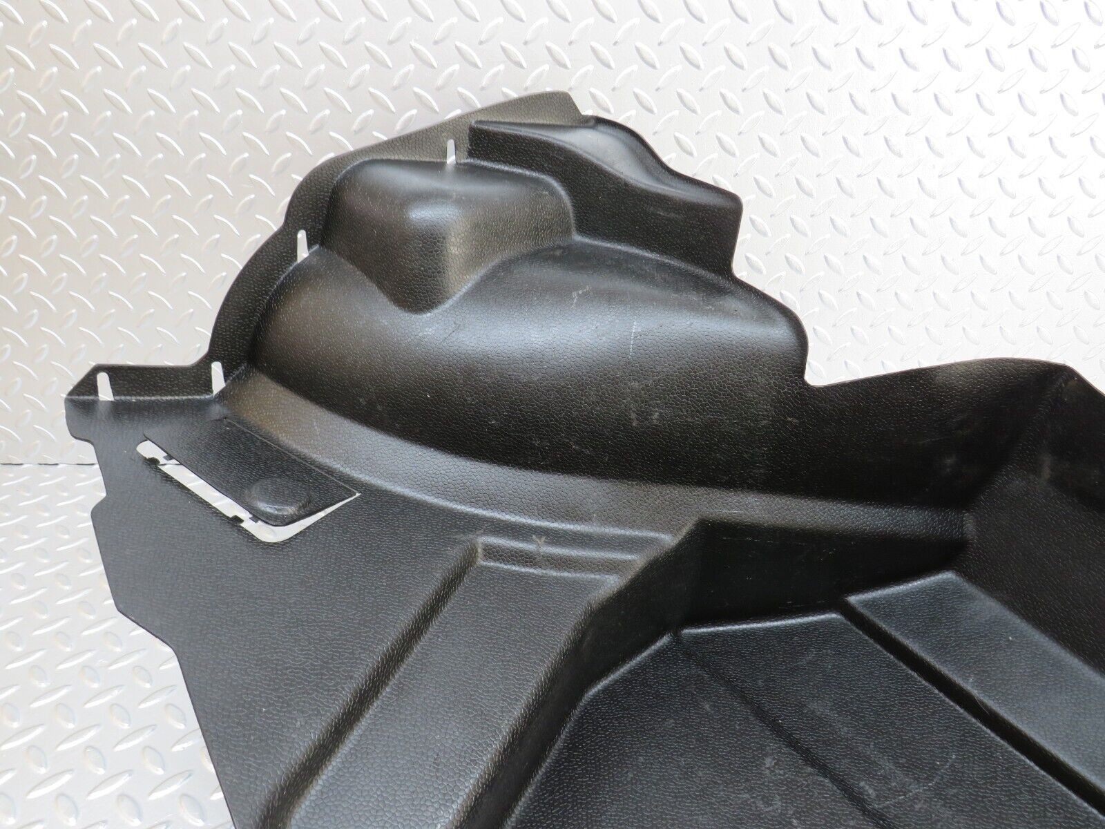 33752 Mercedes-Benz W201 190E 2.0L Trunk Cover Panel Left Side 2016931933