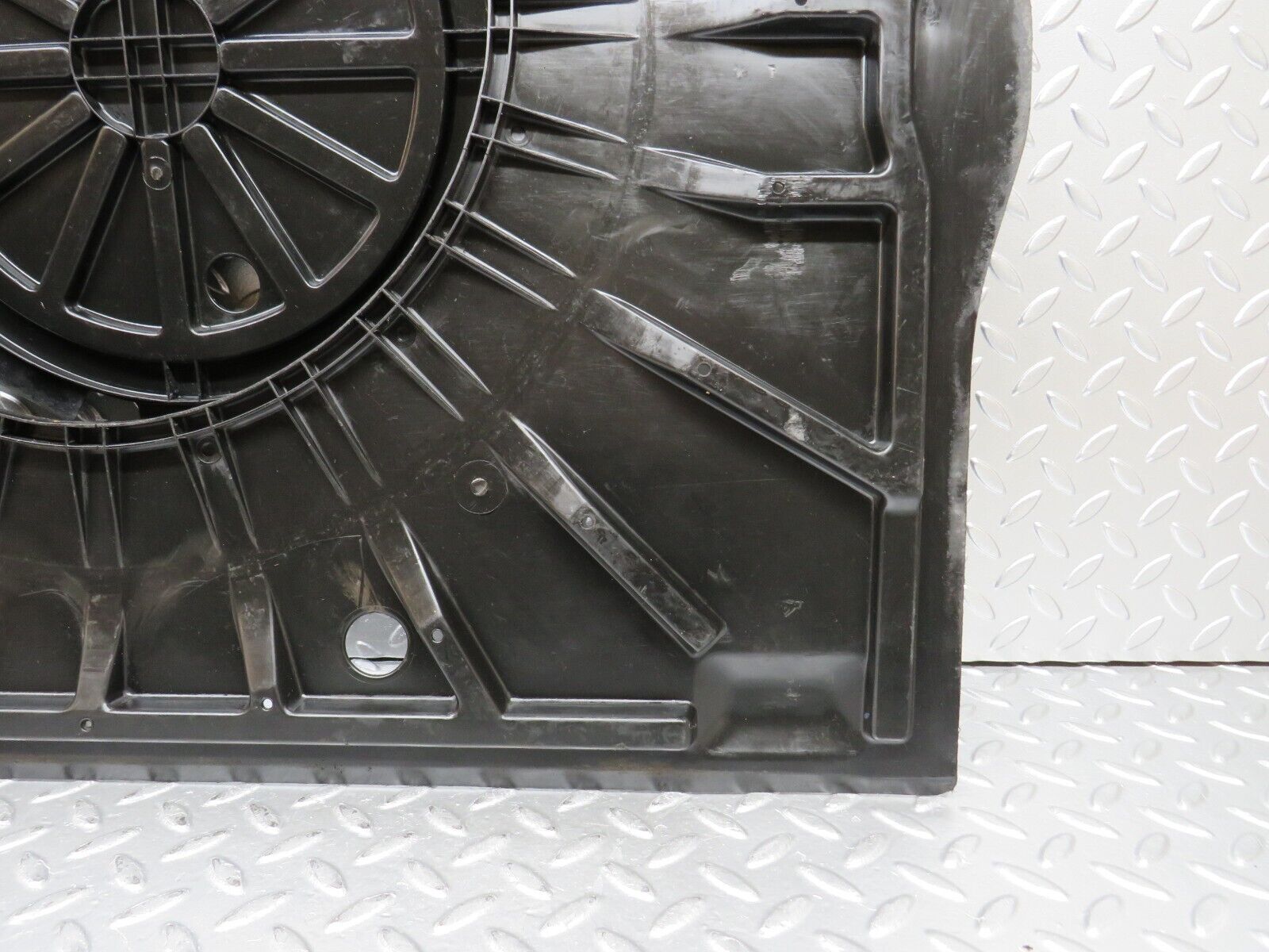 25167 Mercedes-Benz W201 190D Boot Trunk Spare Wheel Cover 2016931633