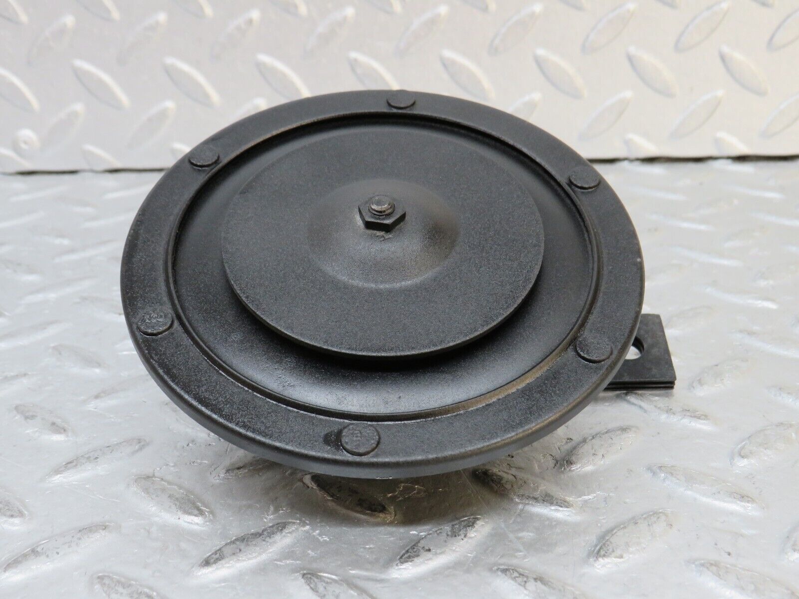 37357 Mercedes-Benz W109 300SEL Horn Bosch IGM3572KA