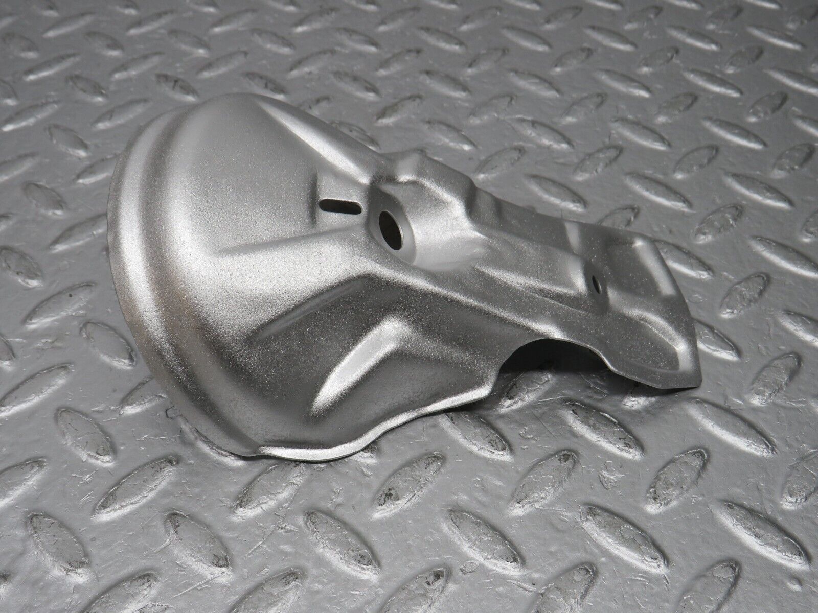 38132 Mercedes-Benz A124 320E Cabriolet Engine Mount Bracket Heat Shield Right Side