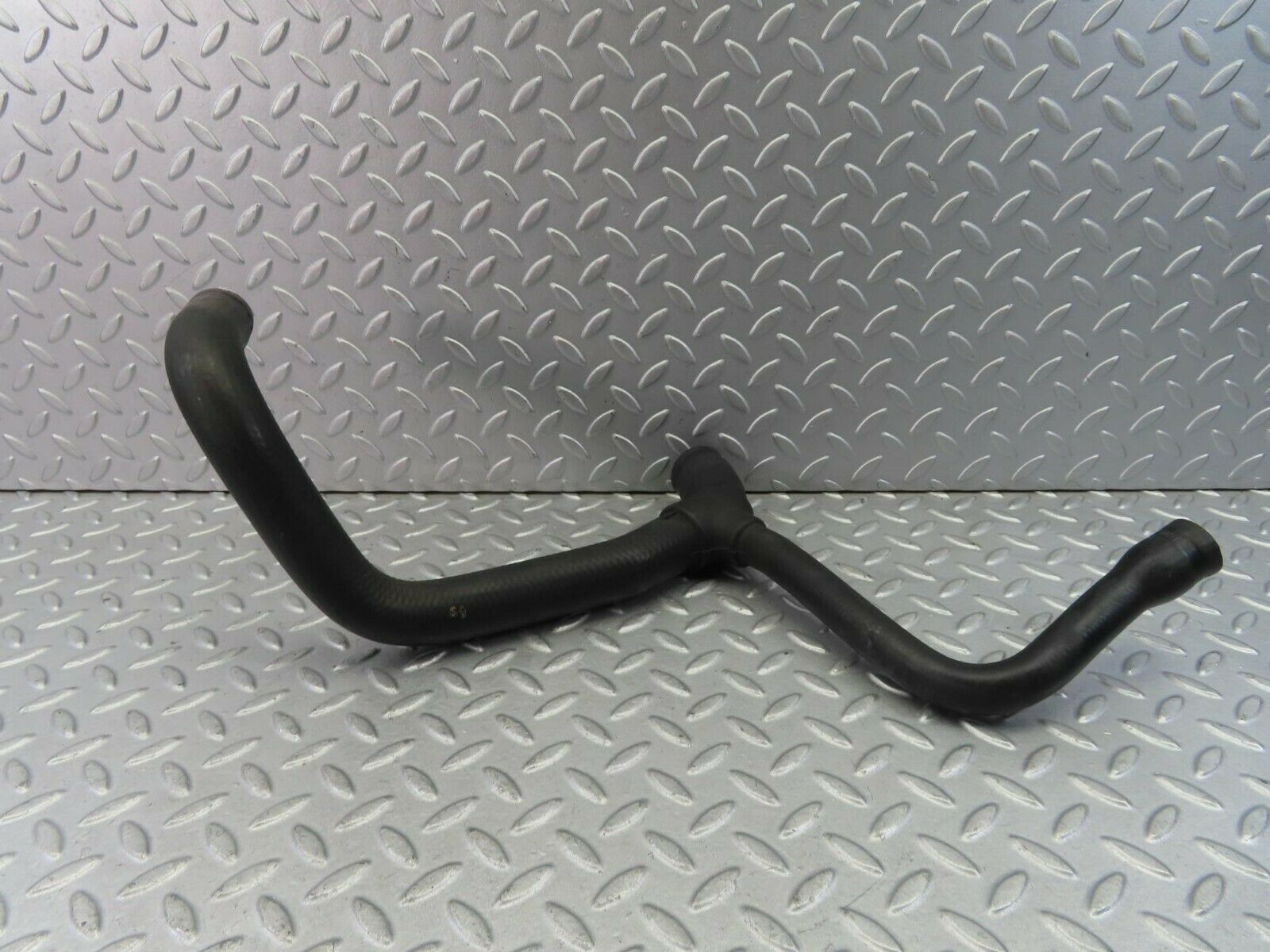 8605 Mercedes-Benz W201 Radiator Hose 2015014082