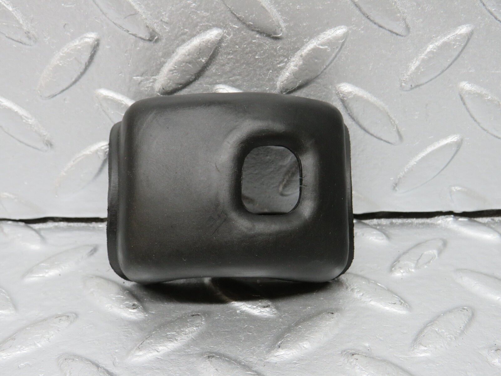 40327 Mercedes-Benz W110 230 Indicator Stalk Rubber Cover 1084620096