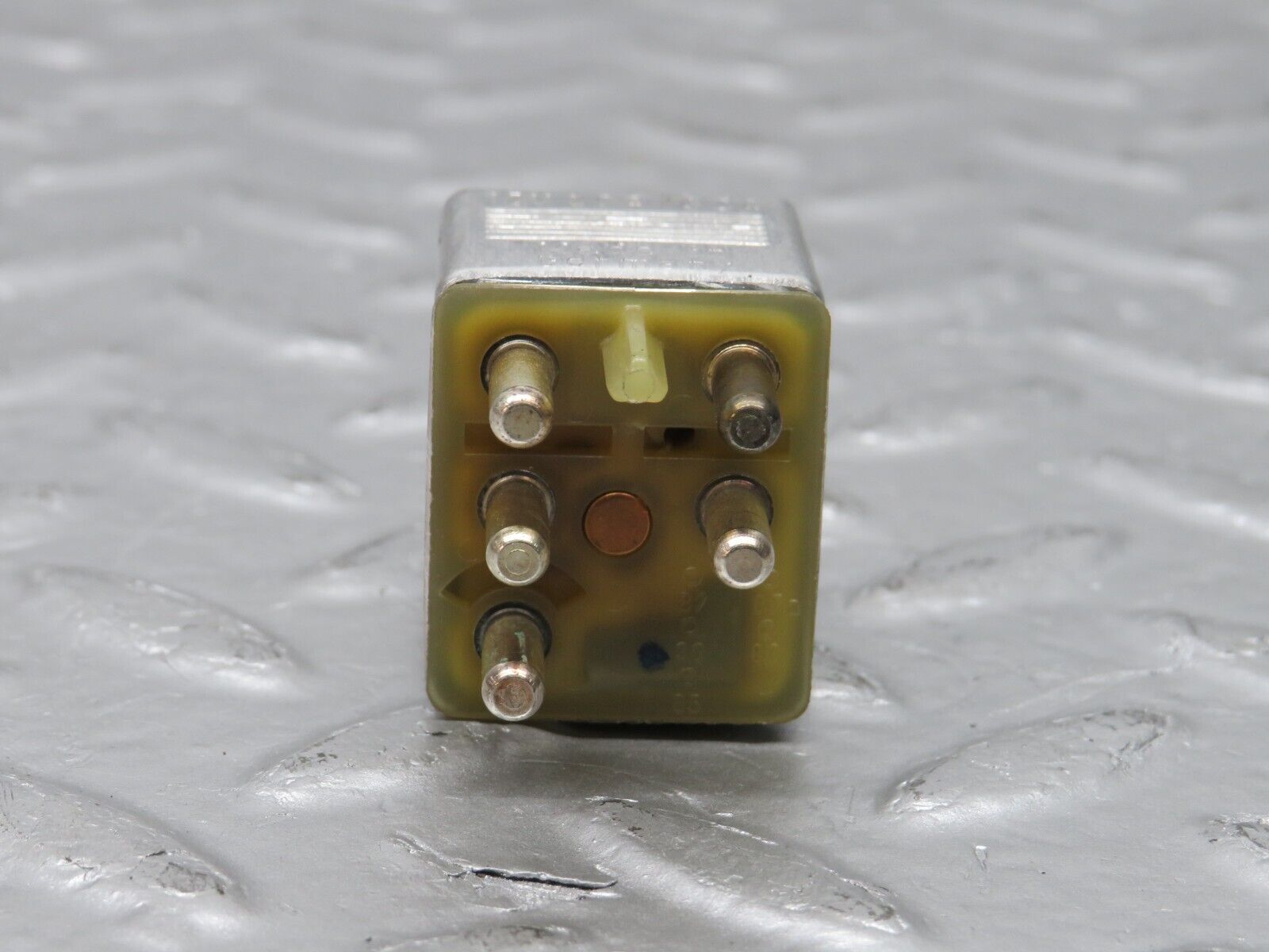 38668 Mercedes-Benz W201 190E 2.6L Multi Purpose Relay 0015420219