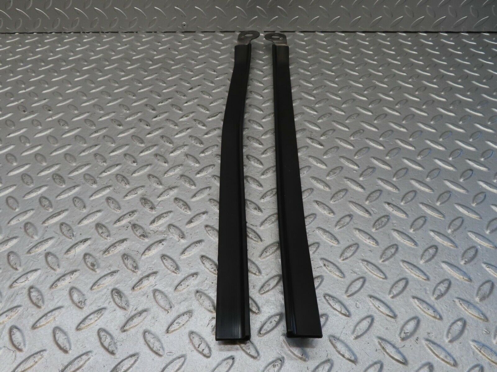 13691 Mercedes-Benz W123 200 Seat Belt Runner Pair