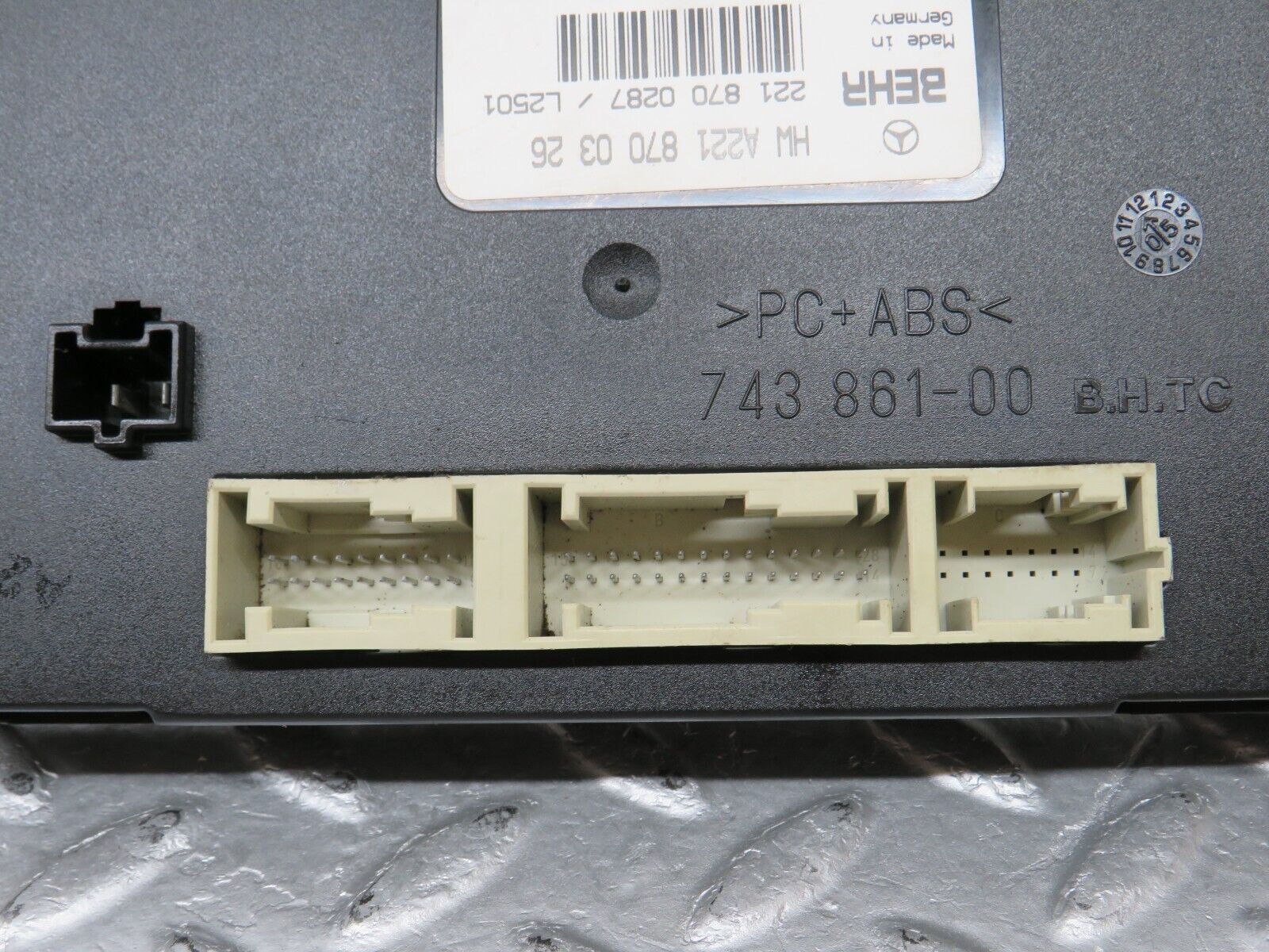 35153 Mercedes-Benz W221 Climate Control Unit 2218700326 2218700287