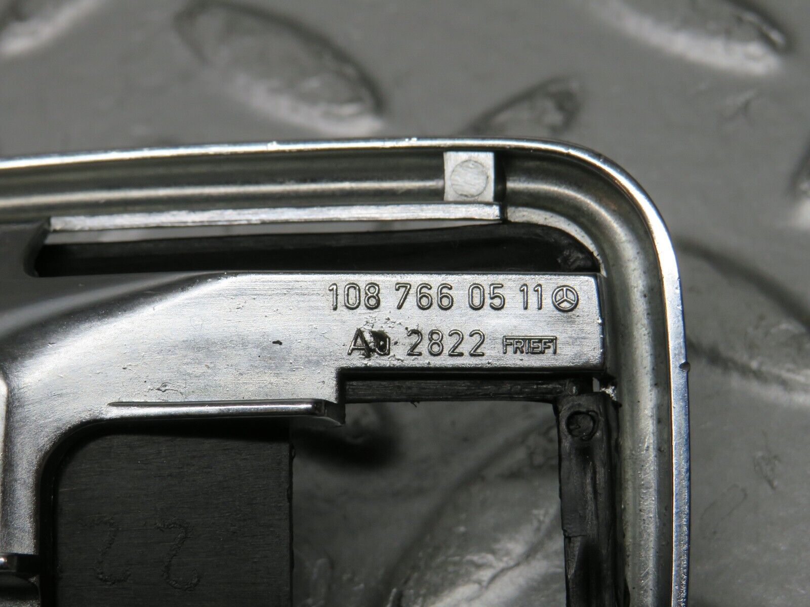 32192 Mercedes-Benz W123 230E Chrome Frame For Door Opener Left 1087660511