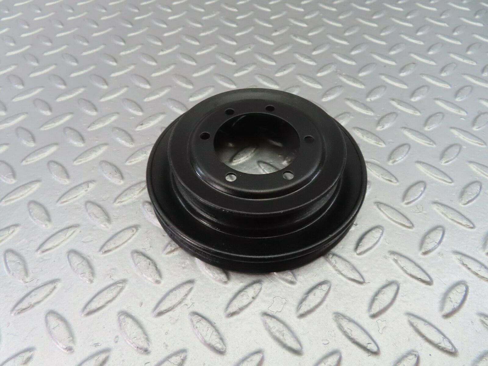 10568 Mercedes-Benz C123 230CE Coupe Crankshaft Pulley 1020320404