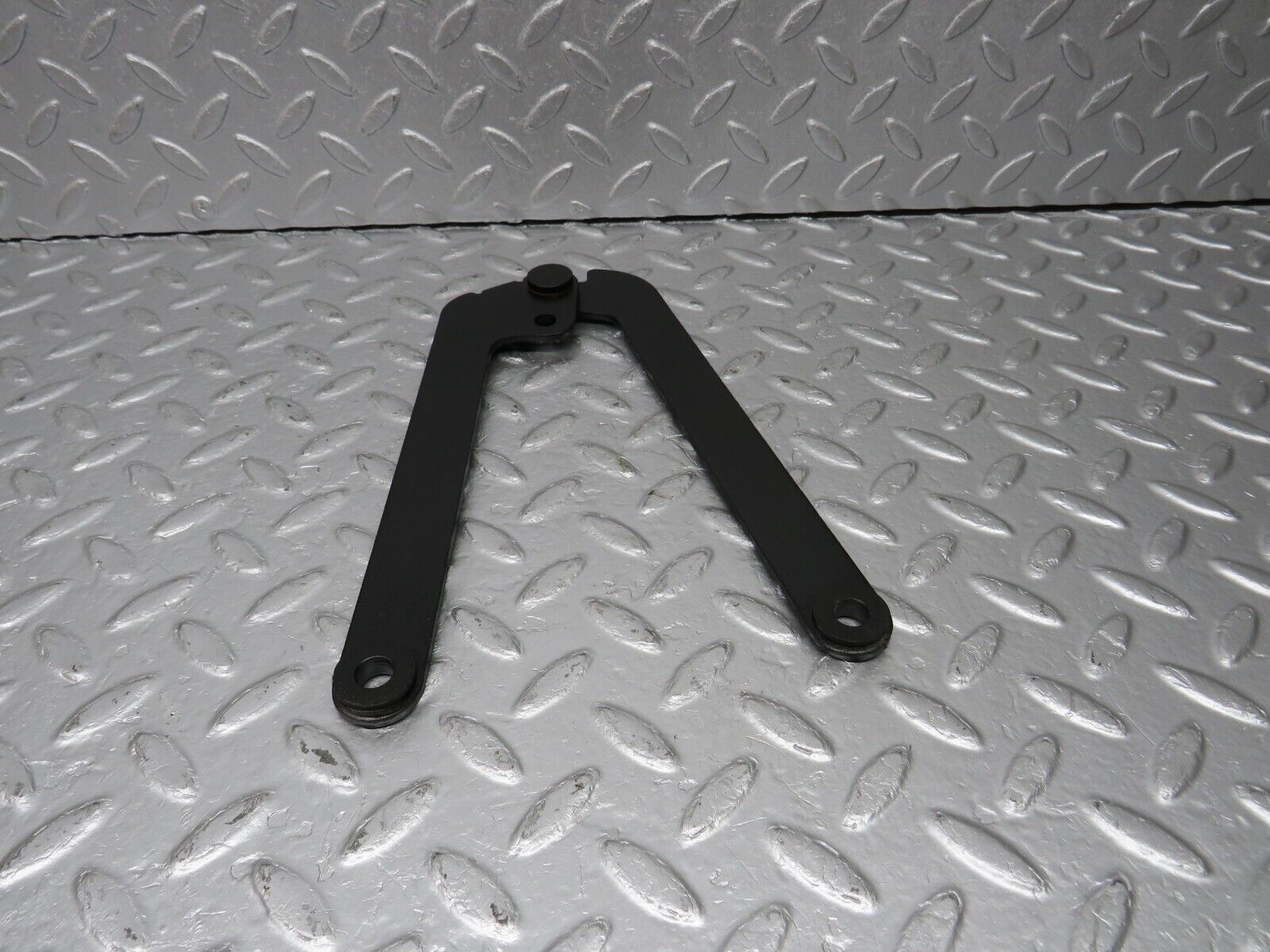 40405 Mercedes-Benz W110 230 Bonnet Hinge Left Side