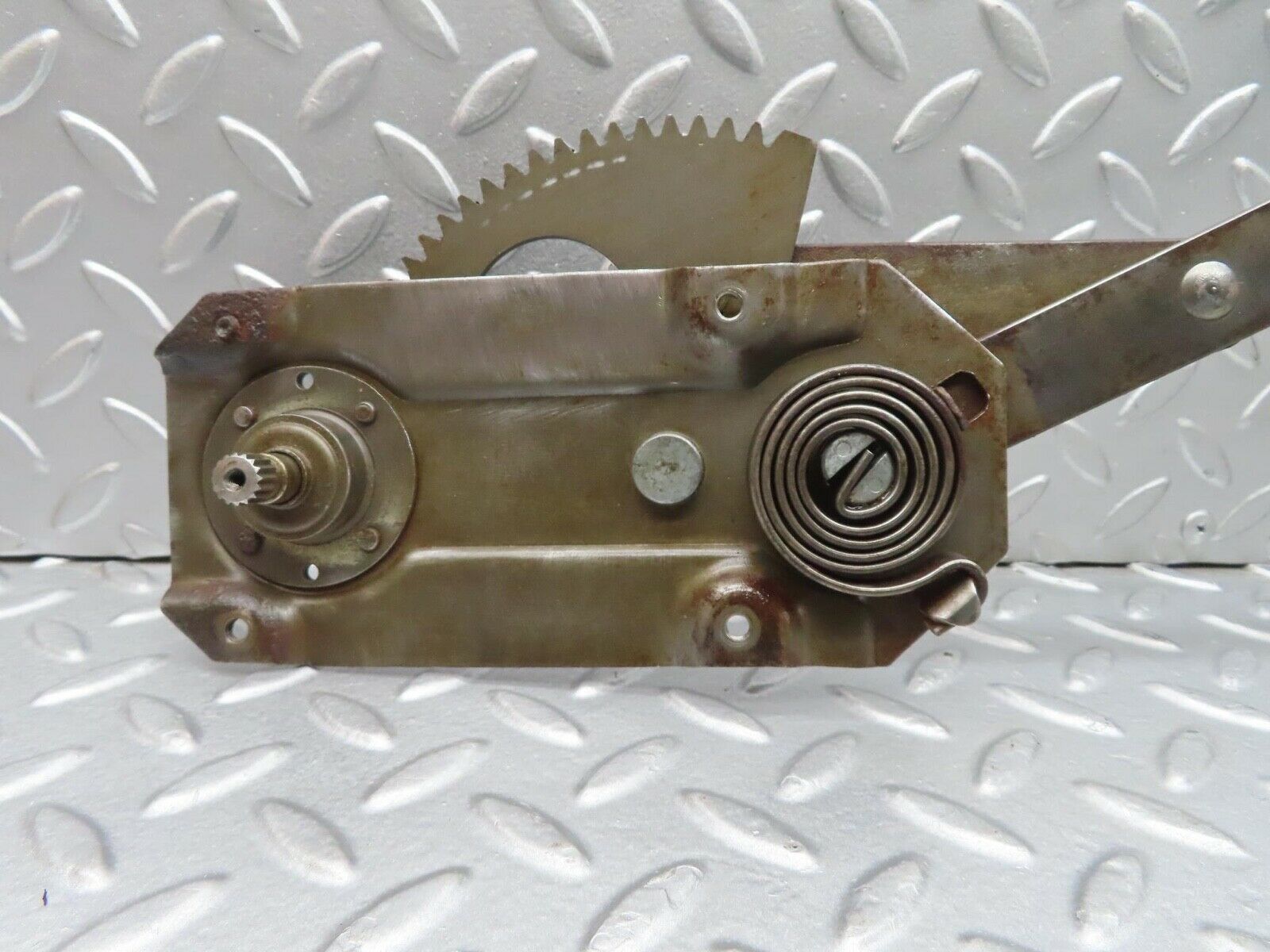 13034 Mercedes-Benz W111 220S Front Right Manual Window Regulator