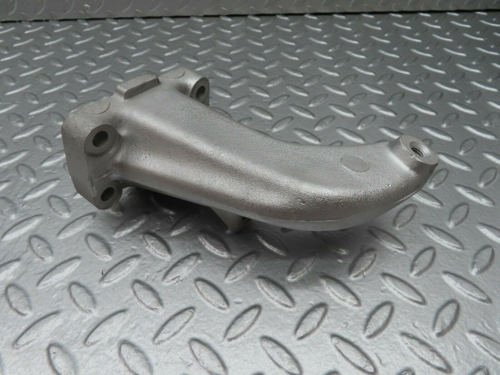 17981 Mercedes-Benz W123 200 Engine Mount Bracket Right Side 6152231404