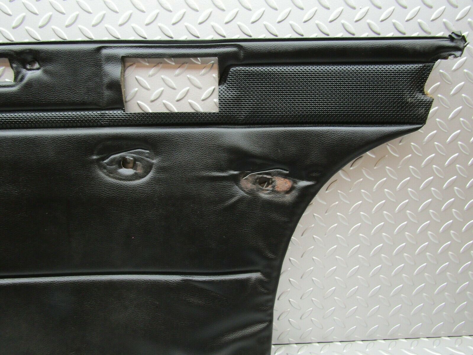 3267 Mercedes-Benz W115 220D Rear Right Door Card Black