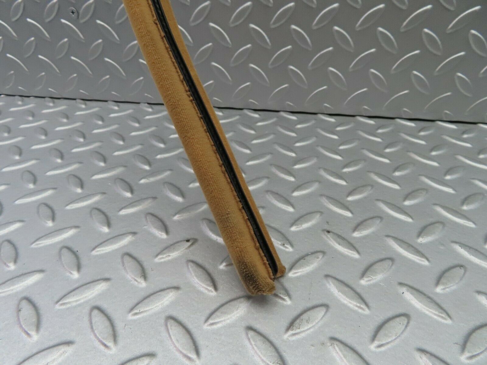 5894 Mercedes-Benz W123 200 Rear Right Door Frame Rubber Seal Palomino Cloth