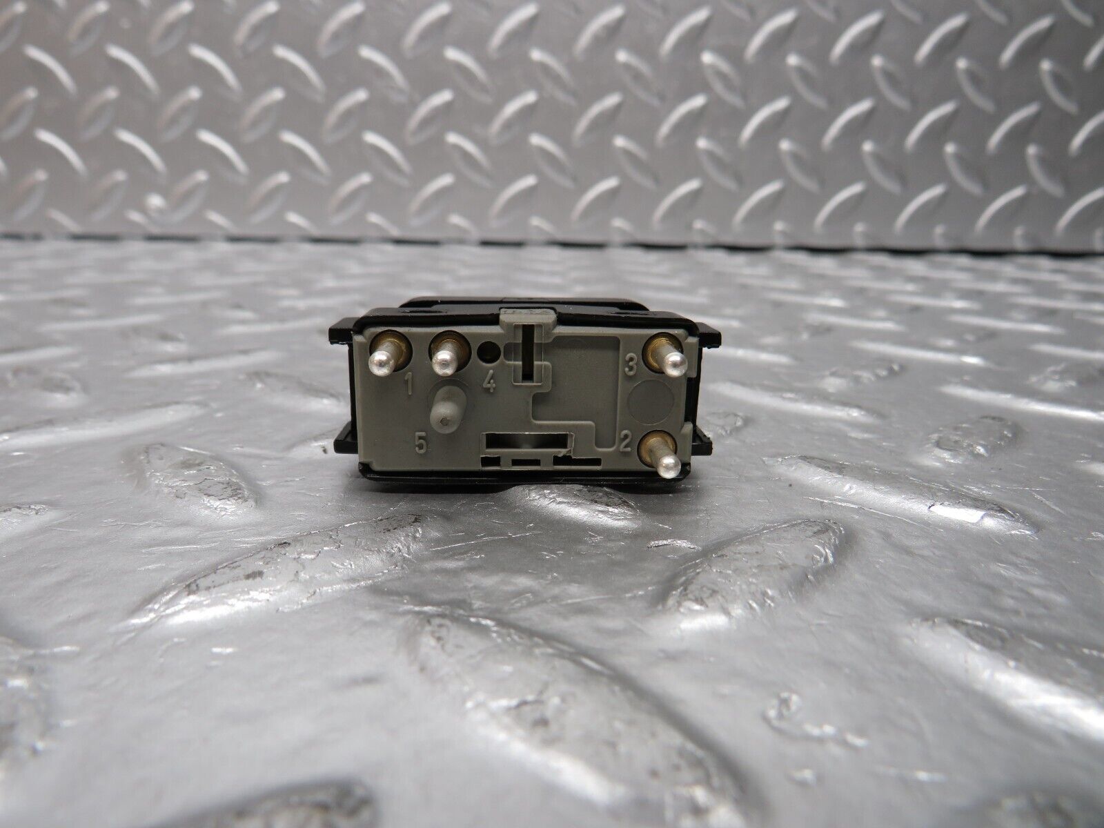 30521 Mercedes-Benz W124 230E Electric Window Switch Left Side 1248209310