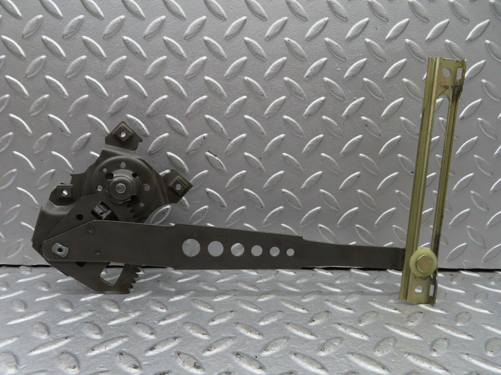 19235 Mercedes-Benz W123 300D Rear Left Manual Window Regulator